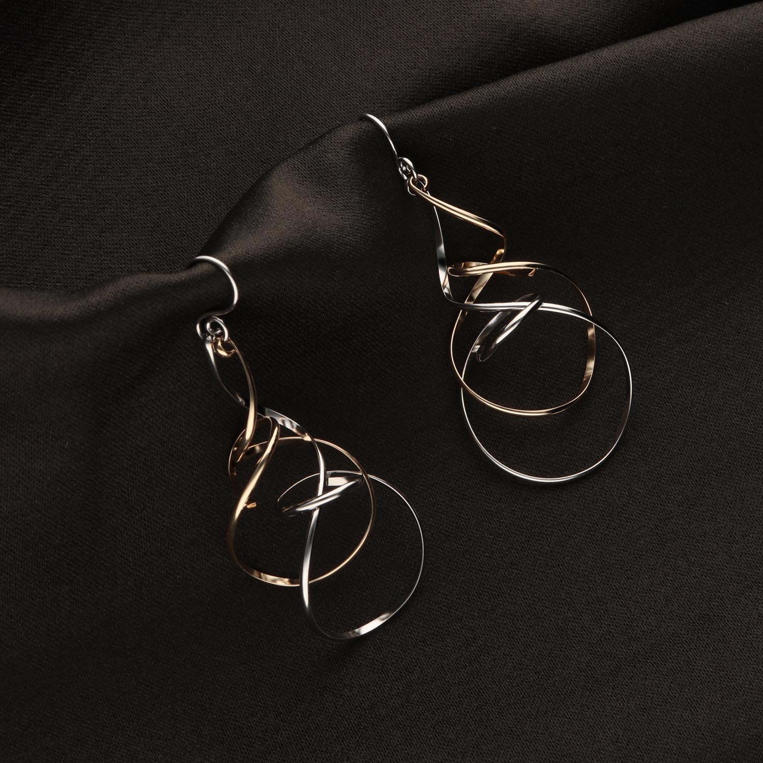 K14GF やわらかな透明感 ピアス|GFP1360WY