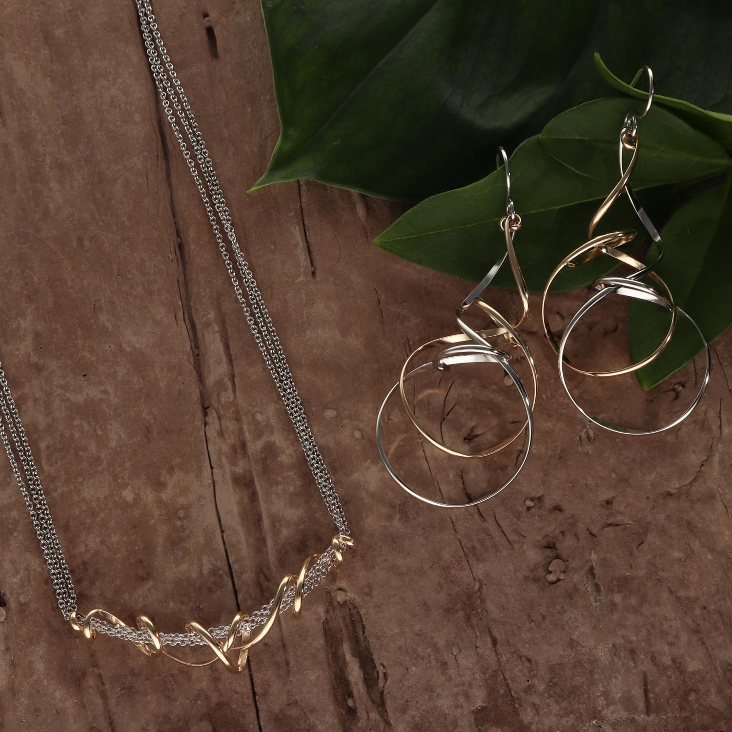 K14GF やわらかな透明感 ピアス|GFP1360WY