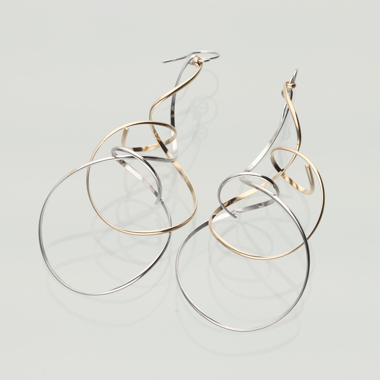 K14GF やわらかな透明感 ピアス|GFP1361WY