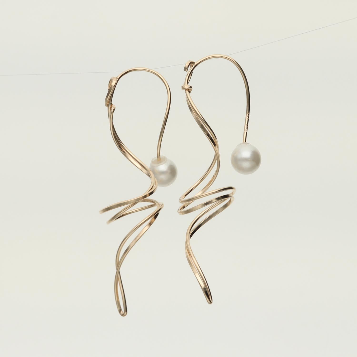 K14GF 巡りのかたち ピアス|GFP1363GD