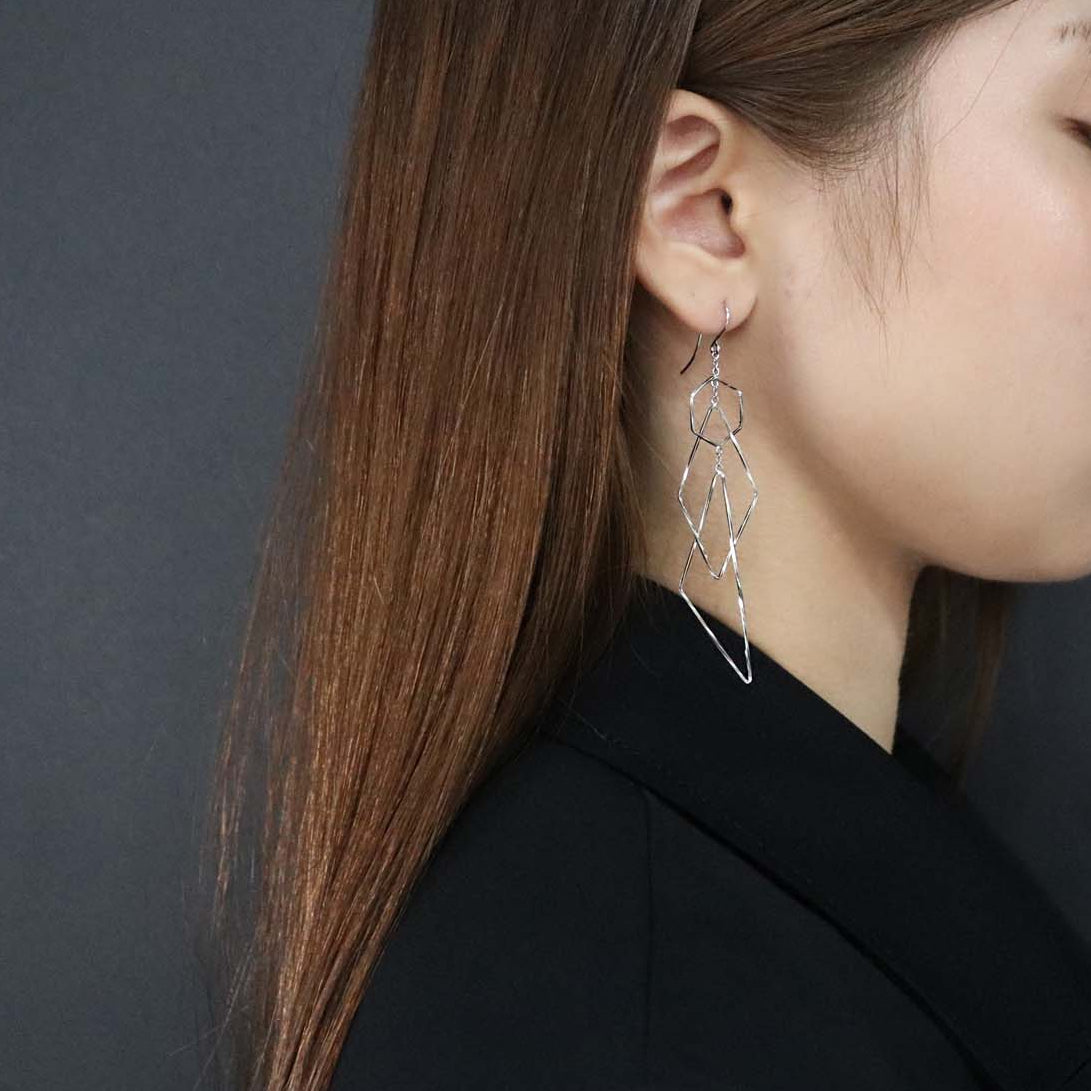 K14GF 陽光の瞬き ピアス|GFP1369WH