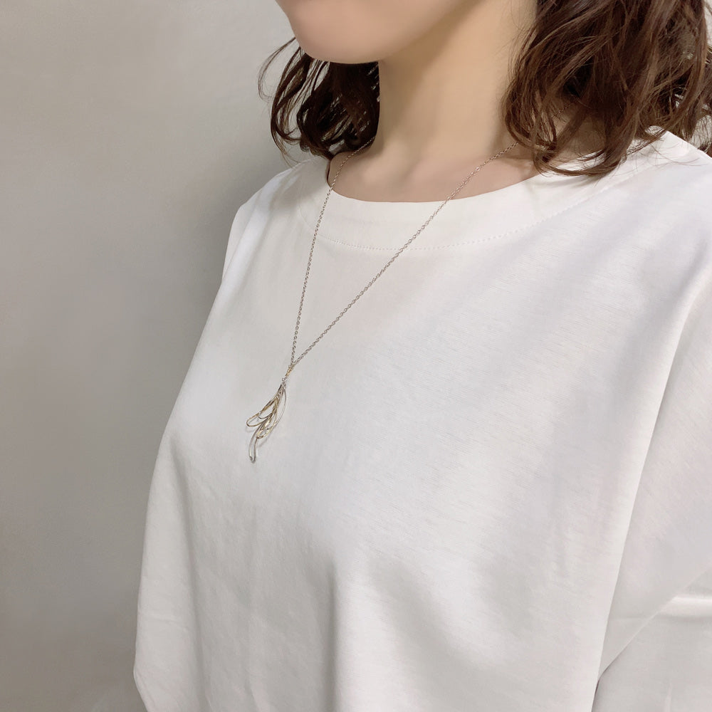 K14GF 軽やかに羽ばたく ネックレス|GFP8107YW