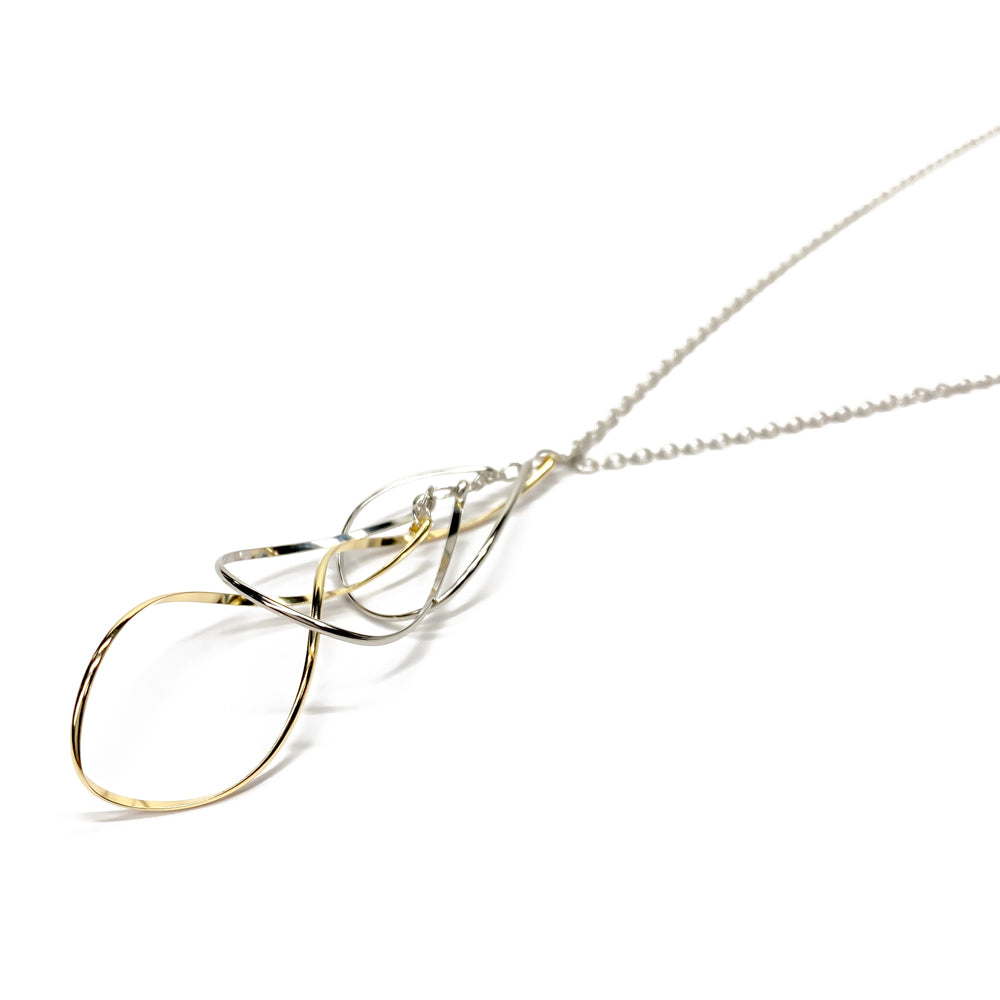 K14GF 高雅に舞い上がる ネックレス|GFP8109YW