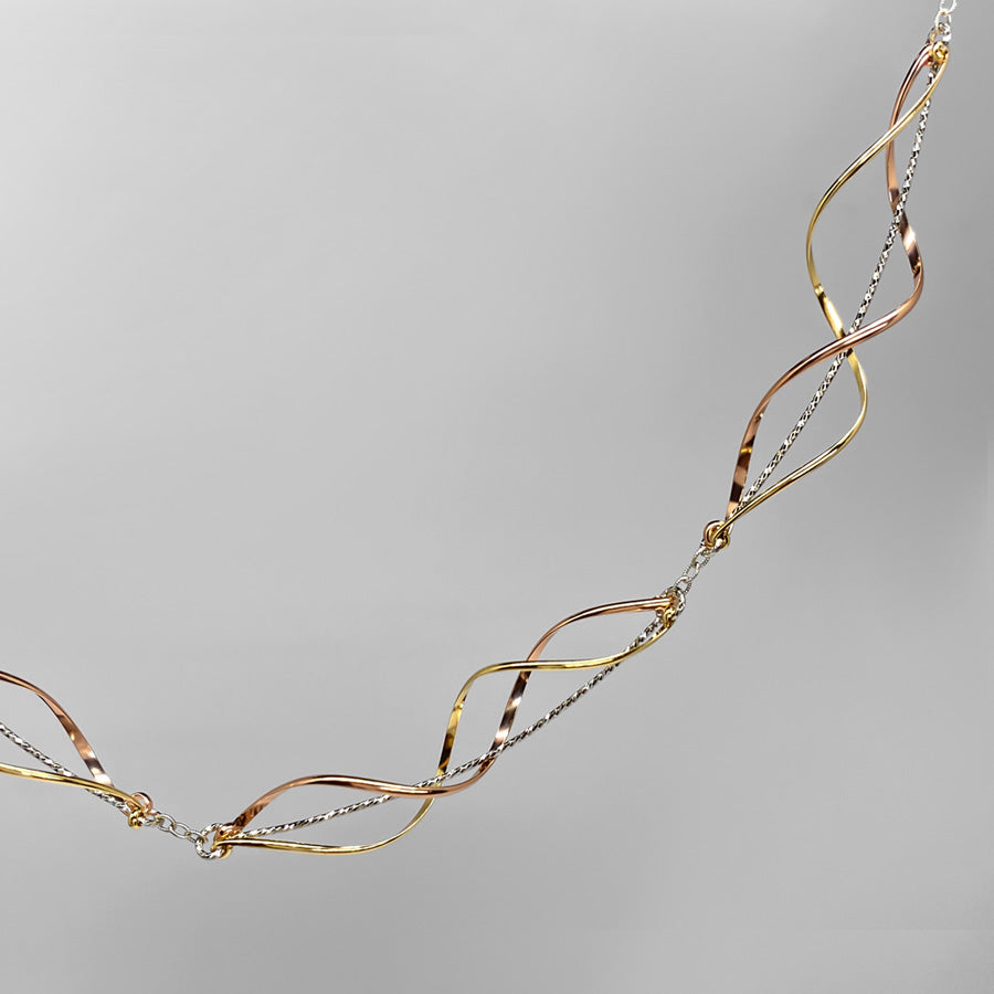 K14GF 華麗に舞う華びら ネックレス|GFP8111MT