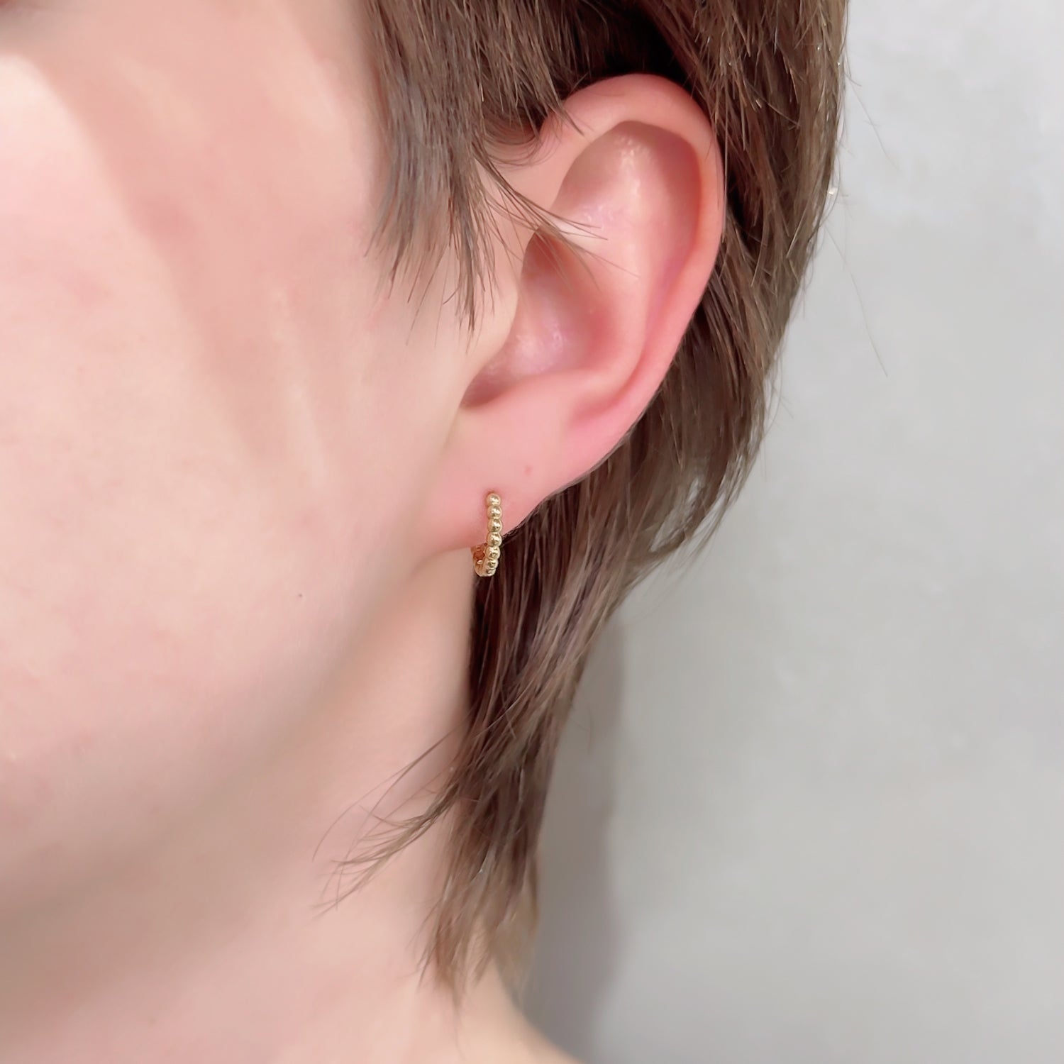 K18 中折れ式 ぷくぷくフープ ピアス|GHJ0083