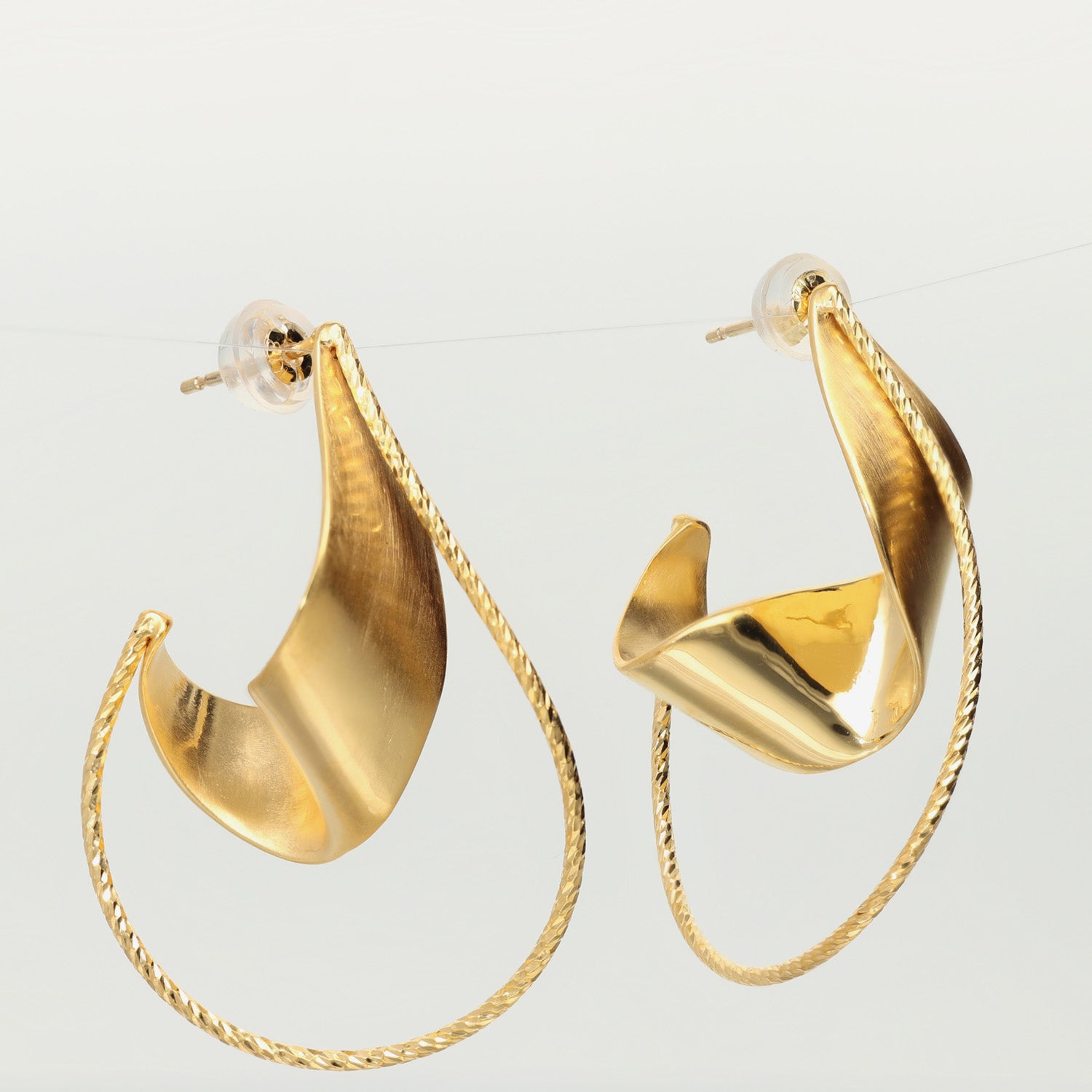 SV925 風に舞う瞬間 ピアス|GSV1033GD