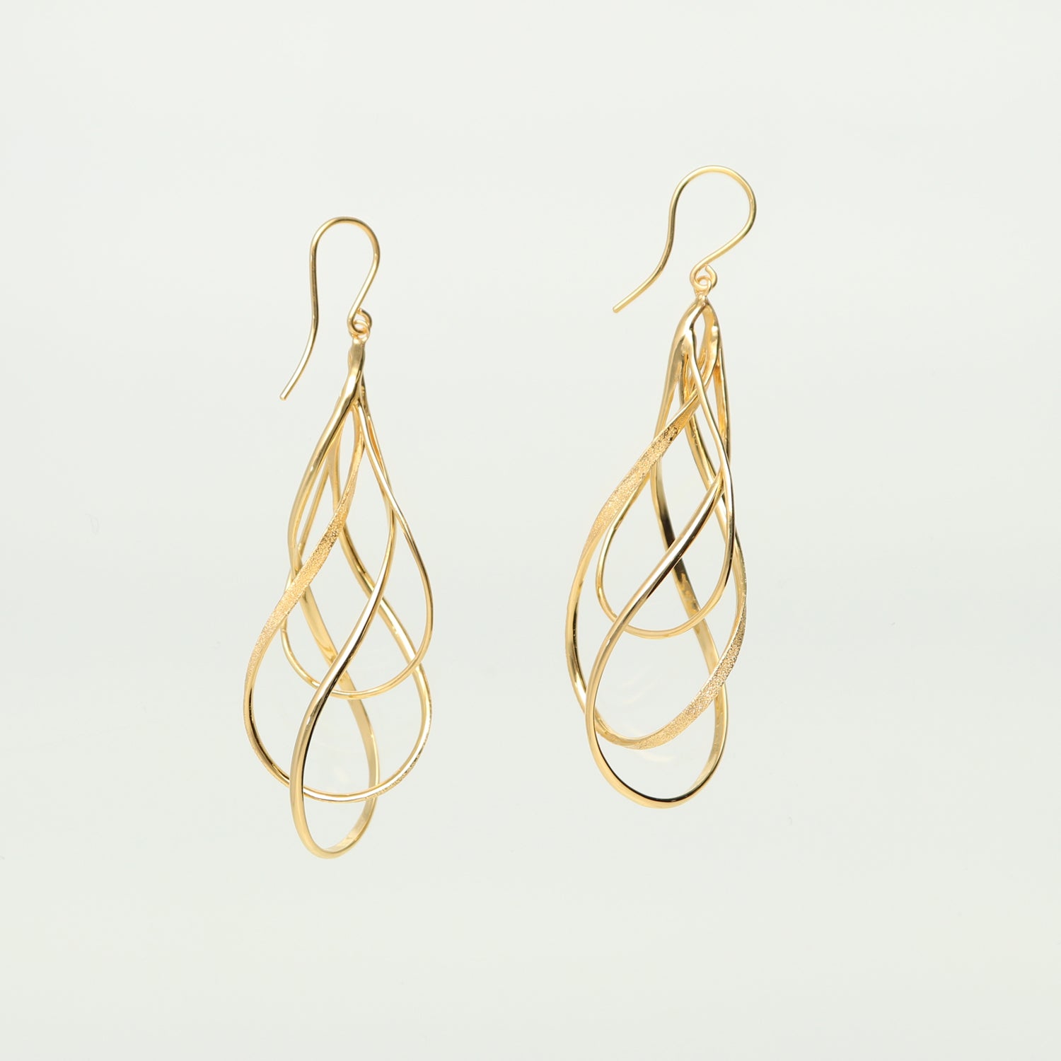 SV925 潤いのループ ピアス|GSV1040GD