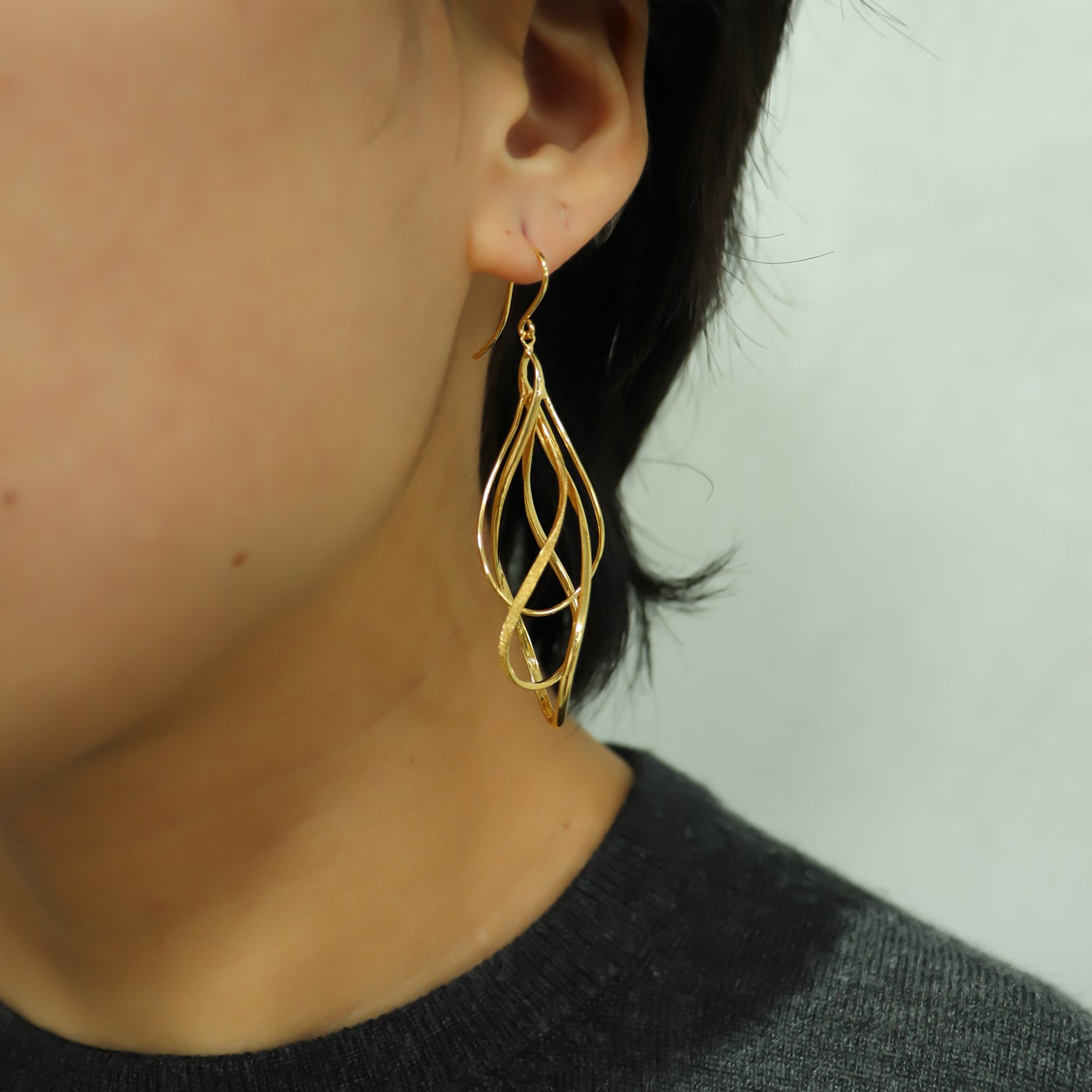 SV925 潤いのループ ピアス|GSV1040GD