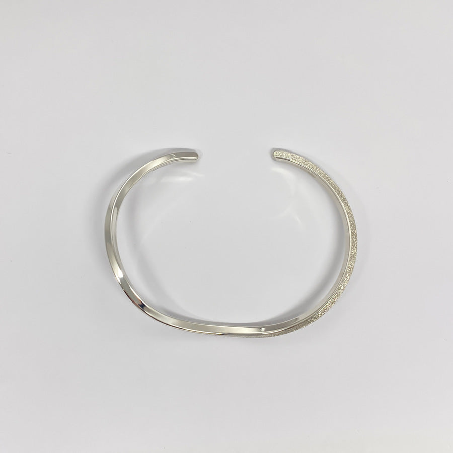 SV999 純銀ウェーブ バングル|GSV3004