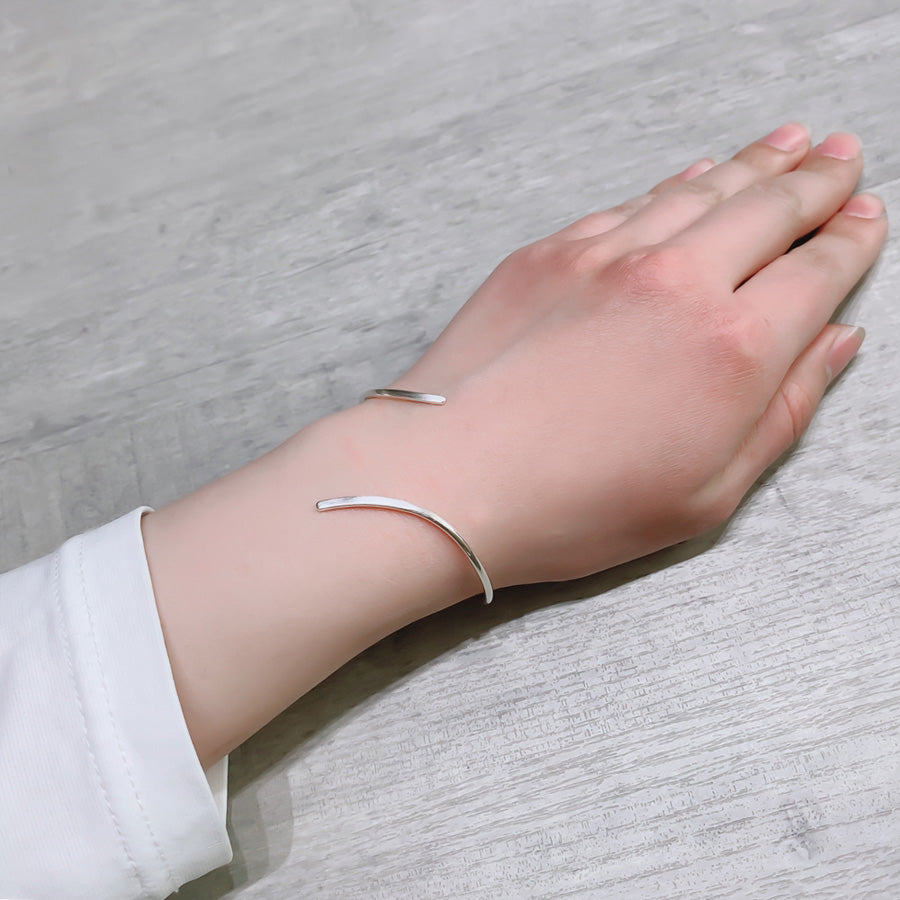 SV999 純銀ツイスト バングル|GSV3005