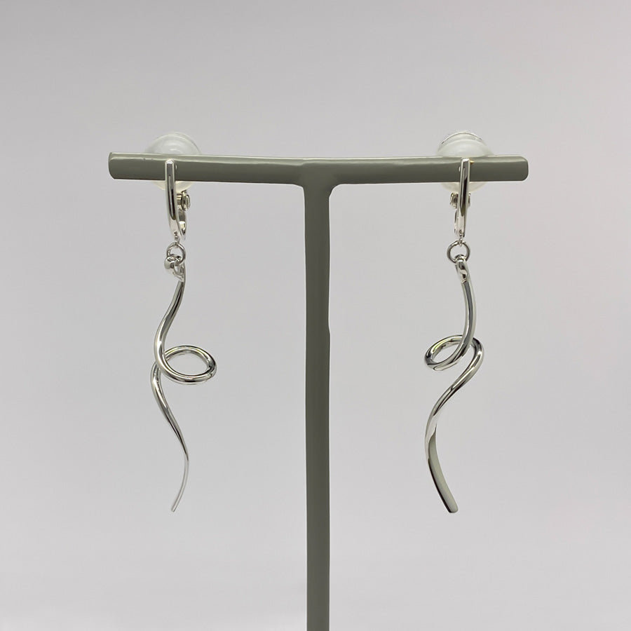 SV999&925 純銀の流れるライン イヤリング|GSV4021