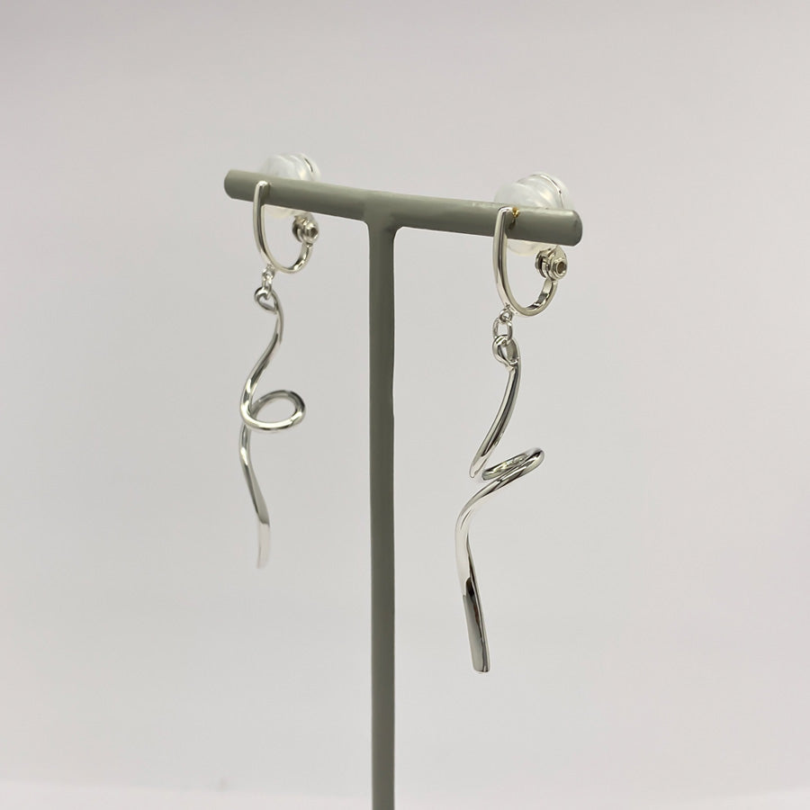 SV999&925 純銀の流れるライン イヤリング|GSV4021