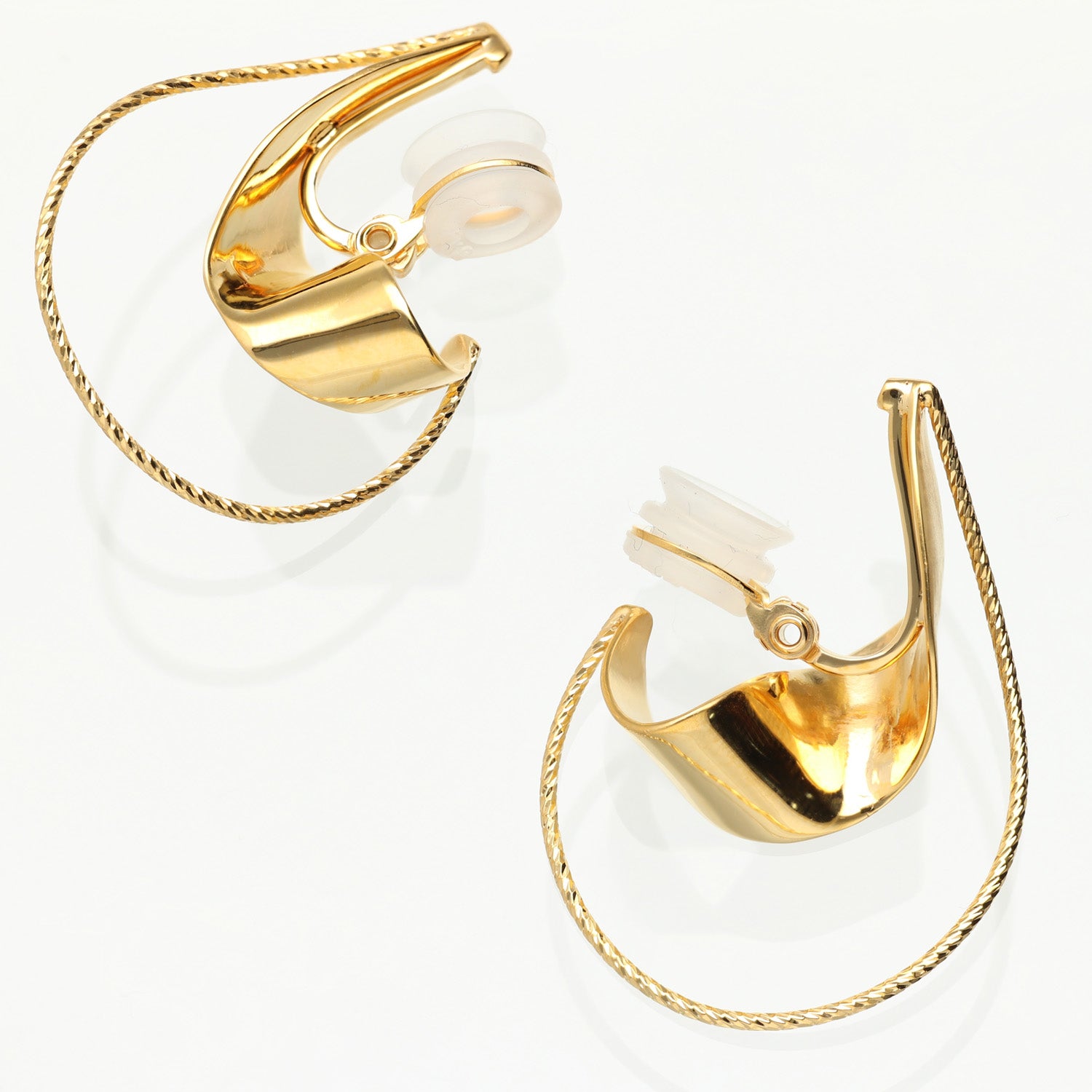 SV925 風に舞う瞬間 イヤリング|GSV4024GD