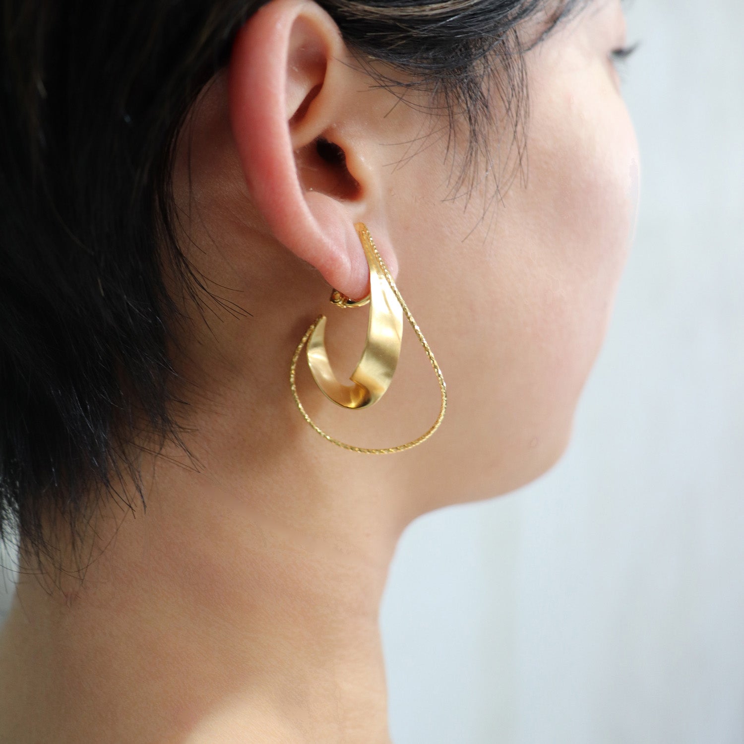 SV925 風に舞う瞬間 イヤリング|GSV4025GD