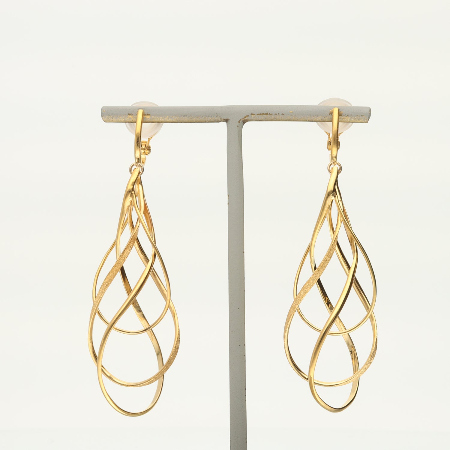 SV925 潤いのループ イヤリング|GSV4026GD