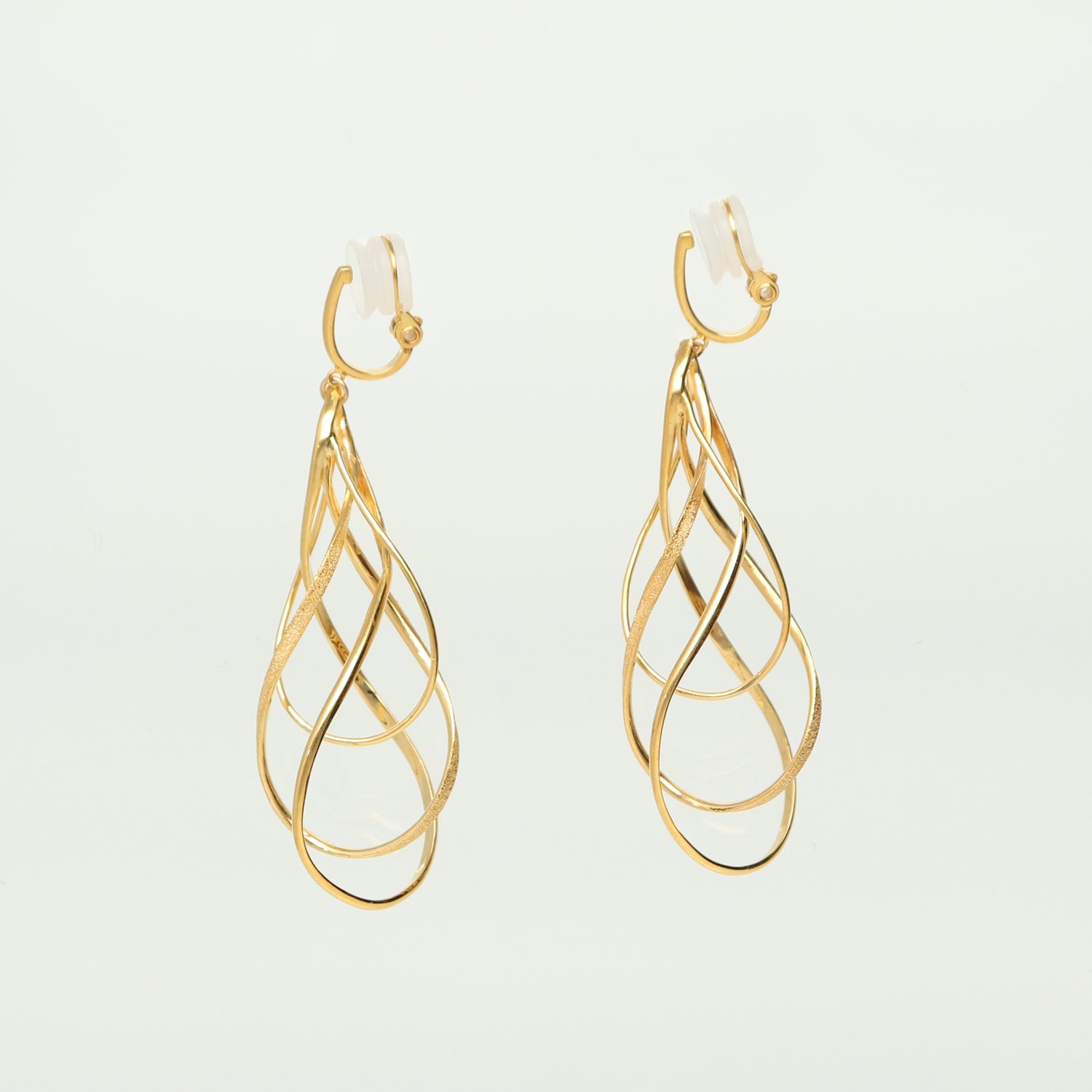 SV925 潤いのループ イヤリング|GSV4026GD