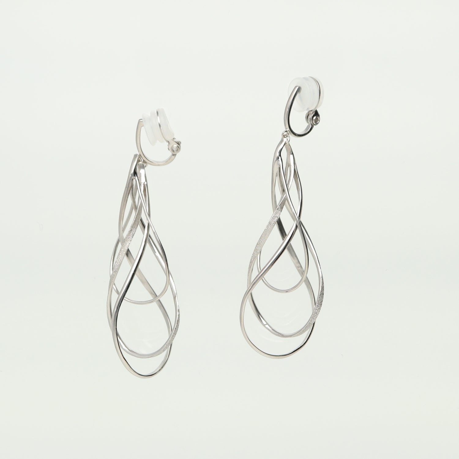 SV925 潤いのループ イヤリング|GSV4026WH