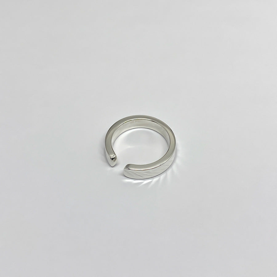 SV999 純銀シャープカット イヤーカフ|GSV5102