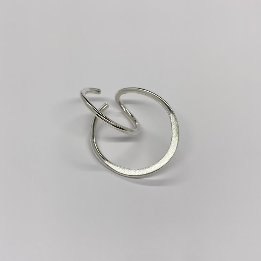 SV999 純銀cross line イヤーカフ|GSV5107