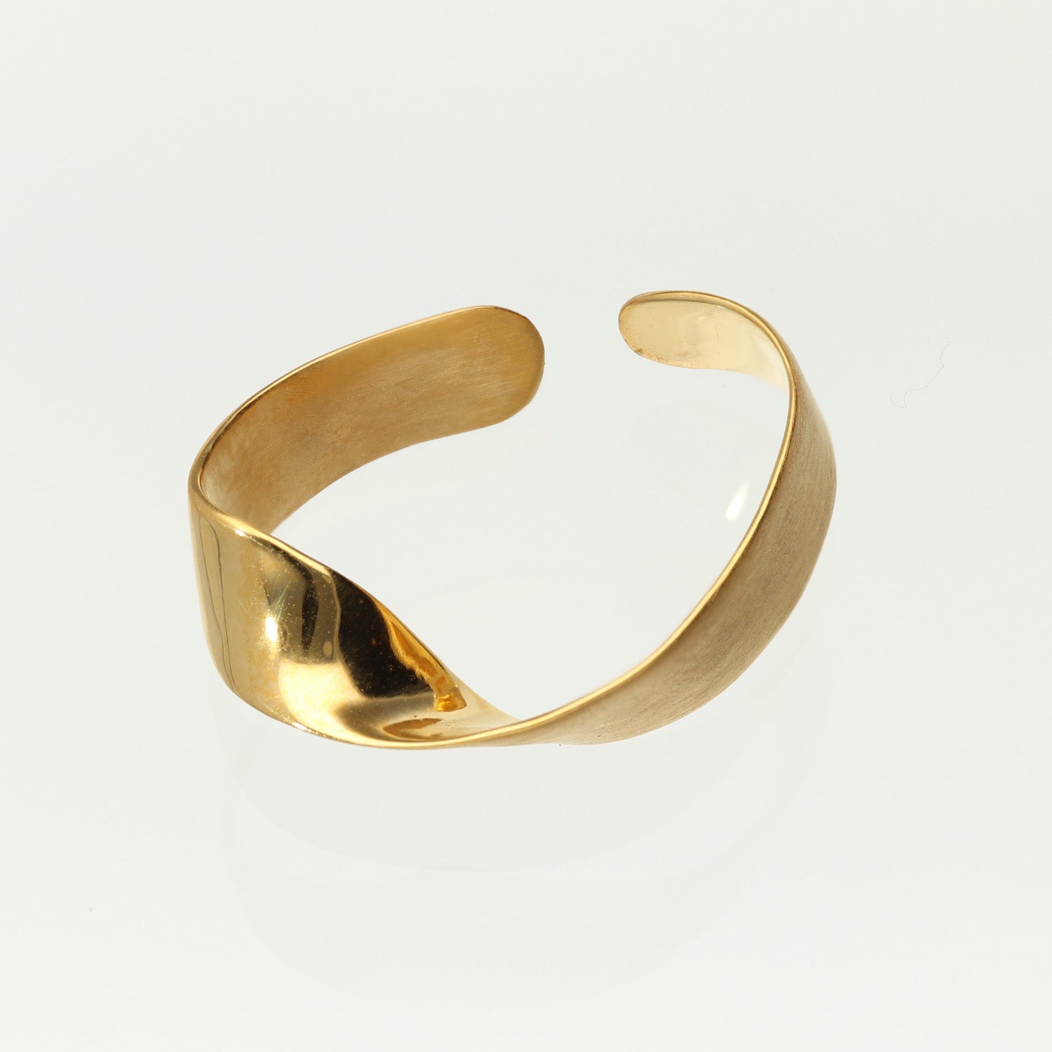 SV925 時の印象 イヤーカフ|GSV5109GD