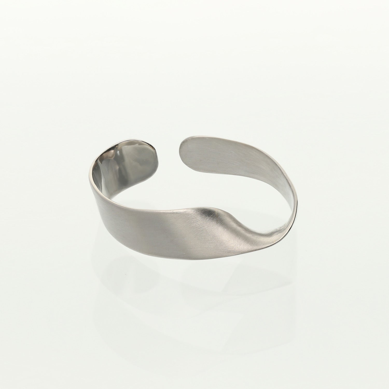 SV925 時の印象 イヤーカフ|GSV5109WH