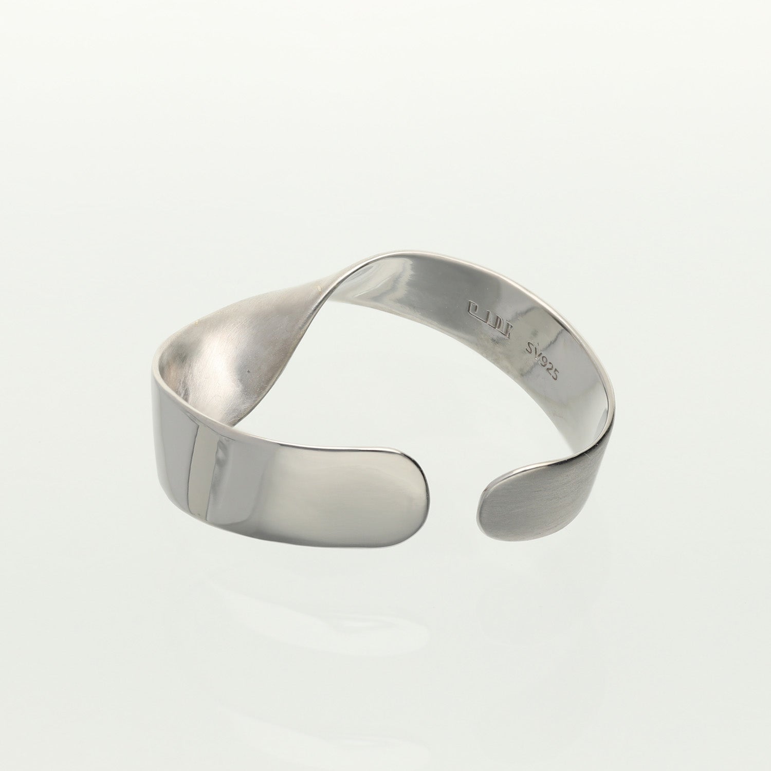 SV925 時の印象 イヤーカフ|GSV5109WH