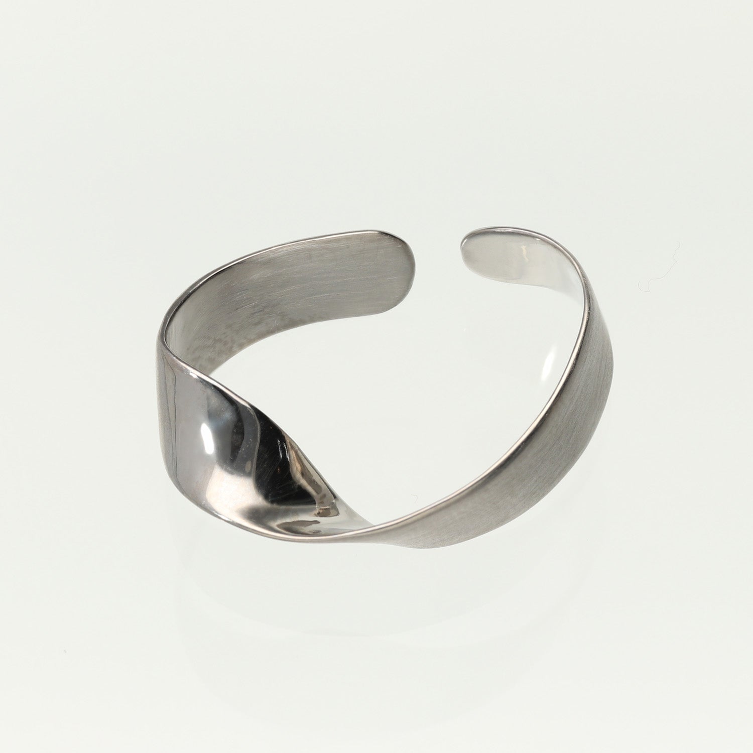 SV925 時の印象 イヤーカフ|GSV5109WH