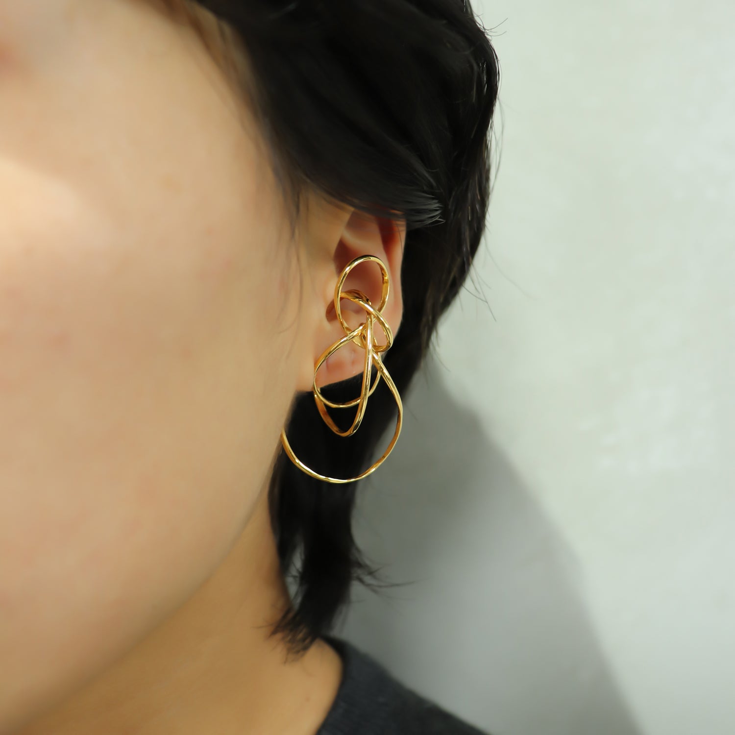 SV925 運命の環 イヤーカフ|GSV5112GD-R・GSV5112GD-L