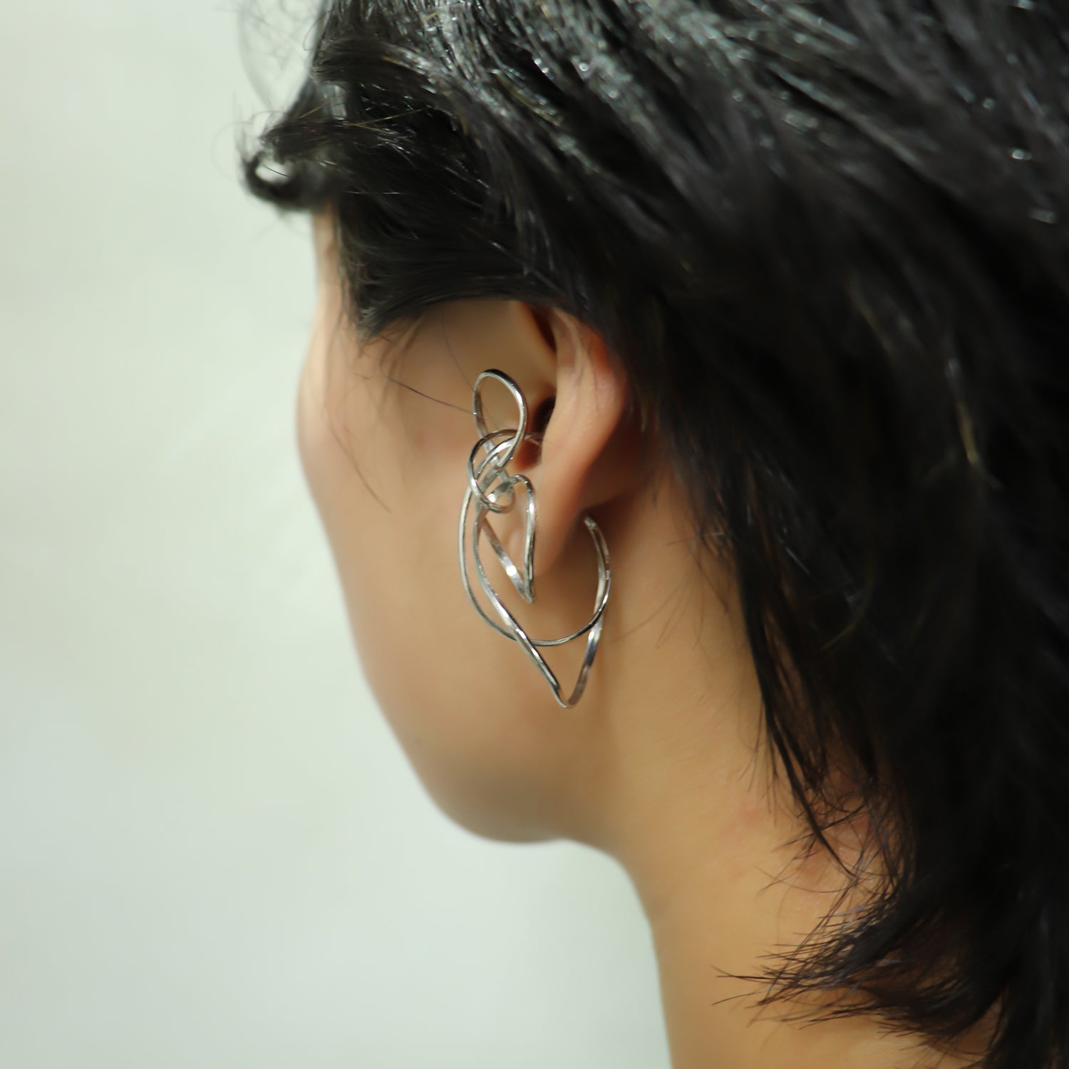 SV925 運命の環 イヤーカフ|GSV5112WH-R・GSV5112WH-L