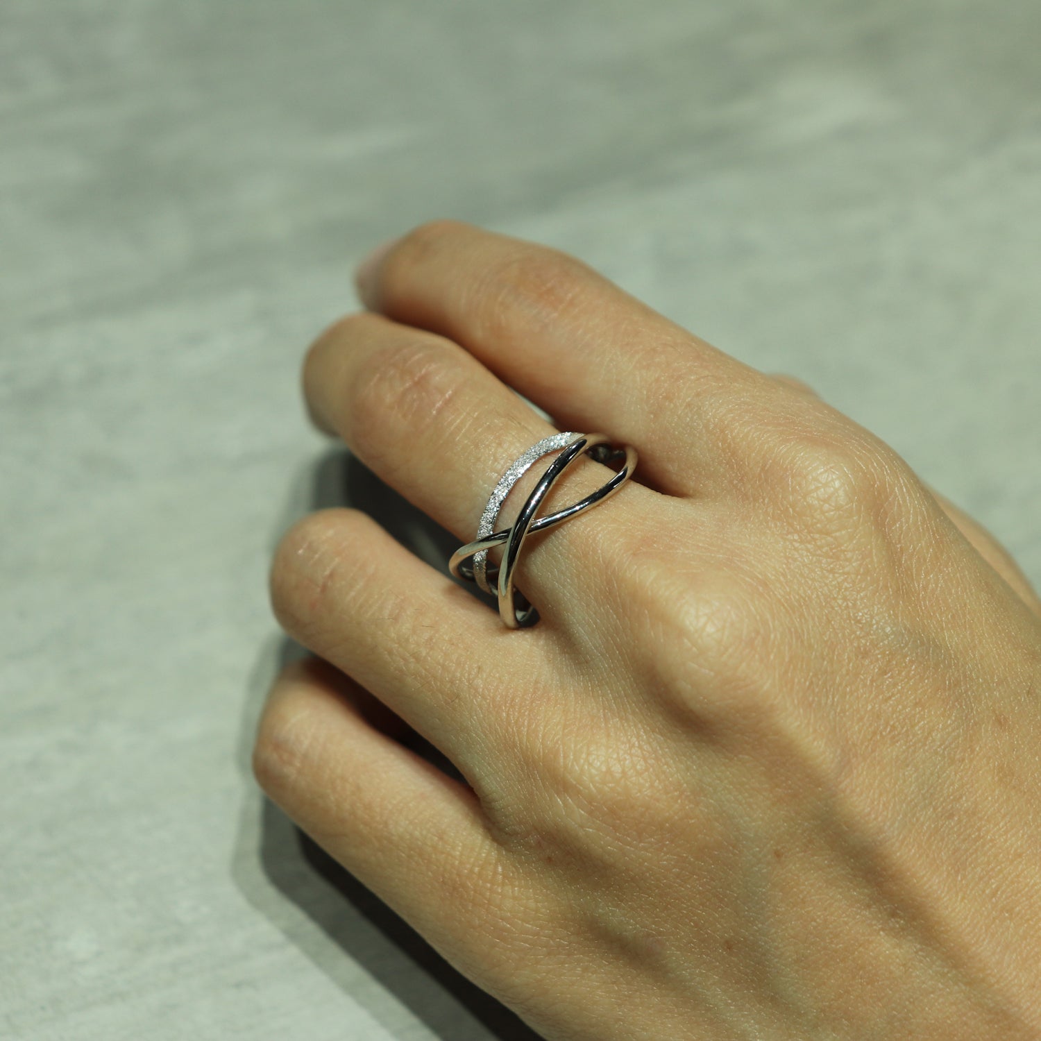 SV925 光を迎えいれる リング|GSV6014WH