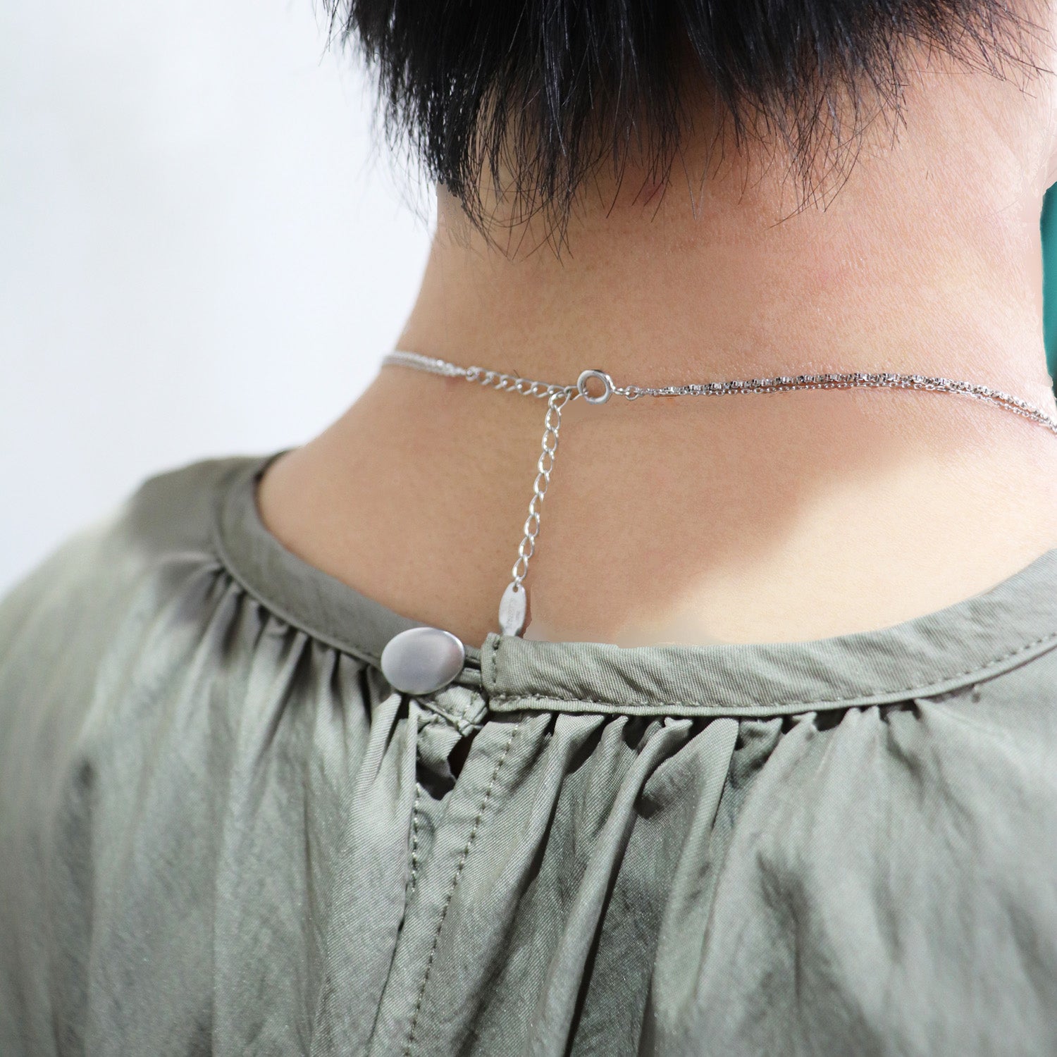 SV925 光沢の揺らぎ ネックレス|GSV8011WH