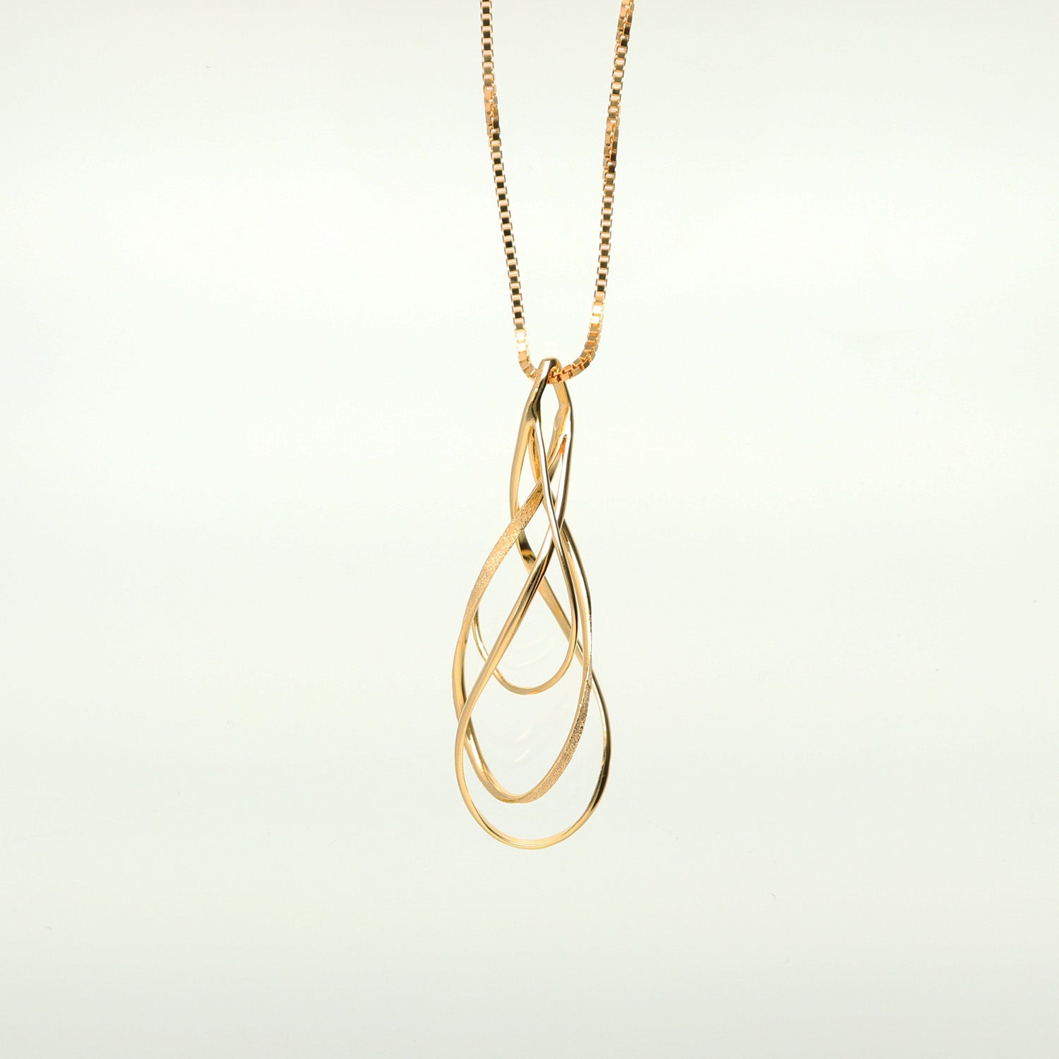 SV925 潤いのループ ネックレス|GSV8013GD