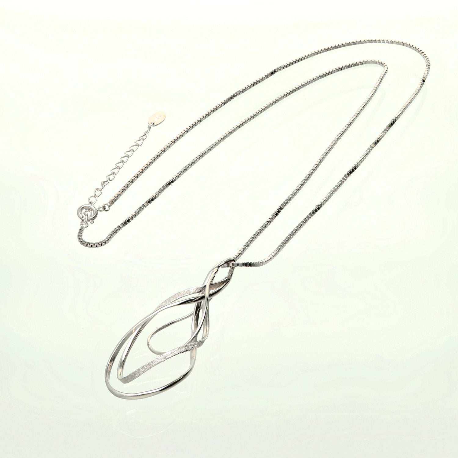 SV925 潤いのループ ネックレス|GSV8013WH