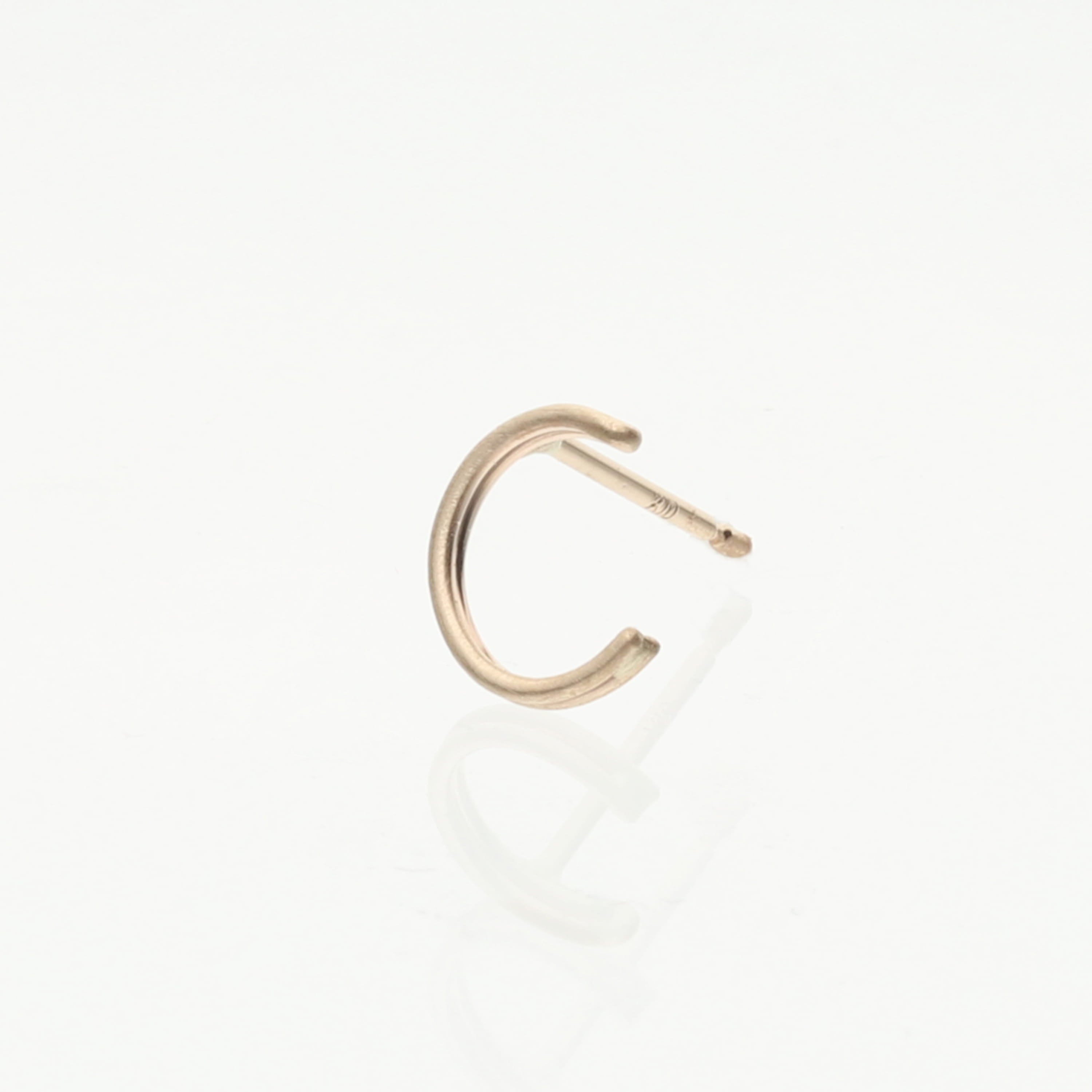 K10  イニシャル  ピアス｜GD-3143A～Z