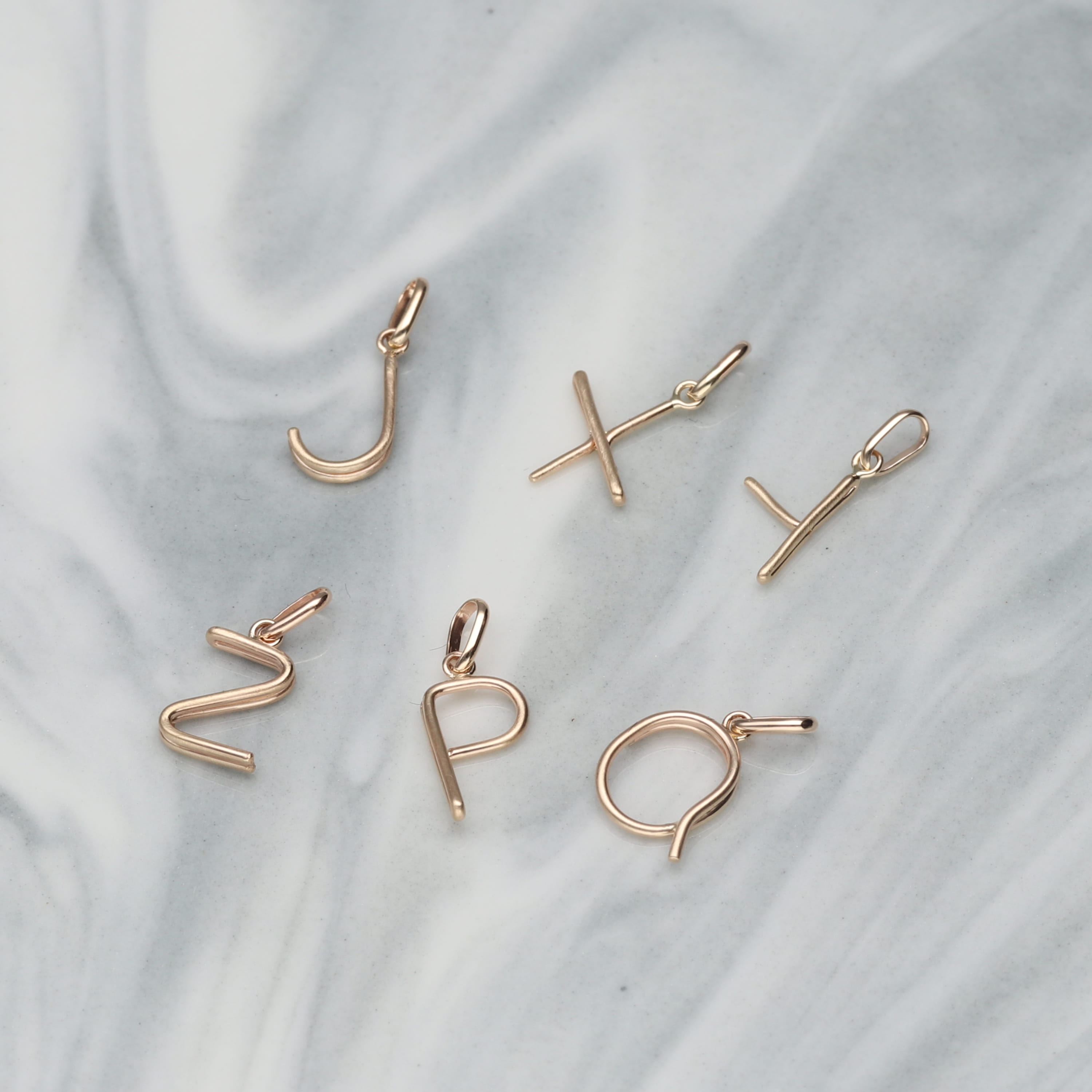 K10  イニシャル  ペンダントトップ｜GD-8023A～Z