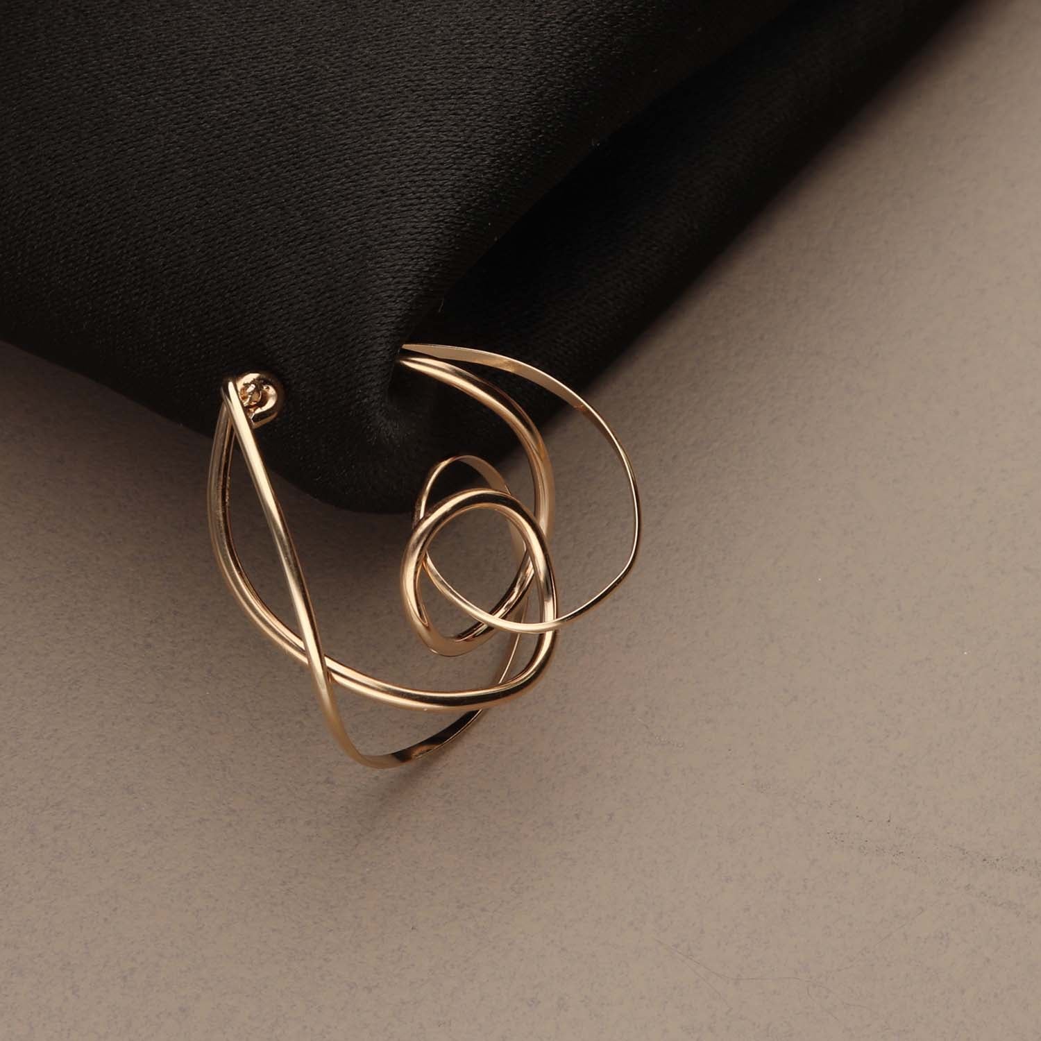 K14GF  芽吹きのそよぎ  イヤーカフ｜GFC5014GD