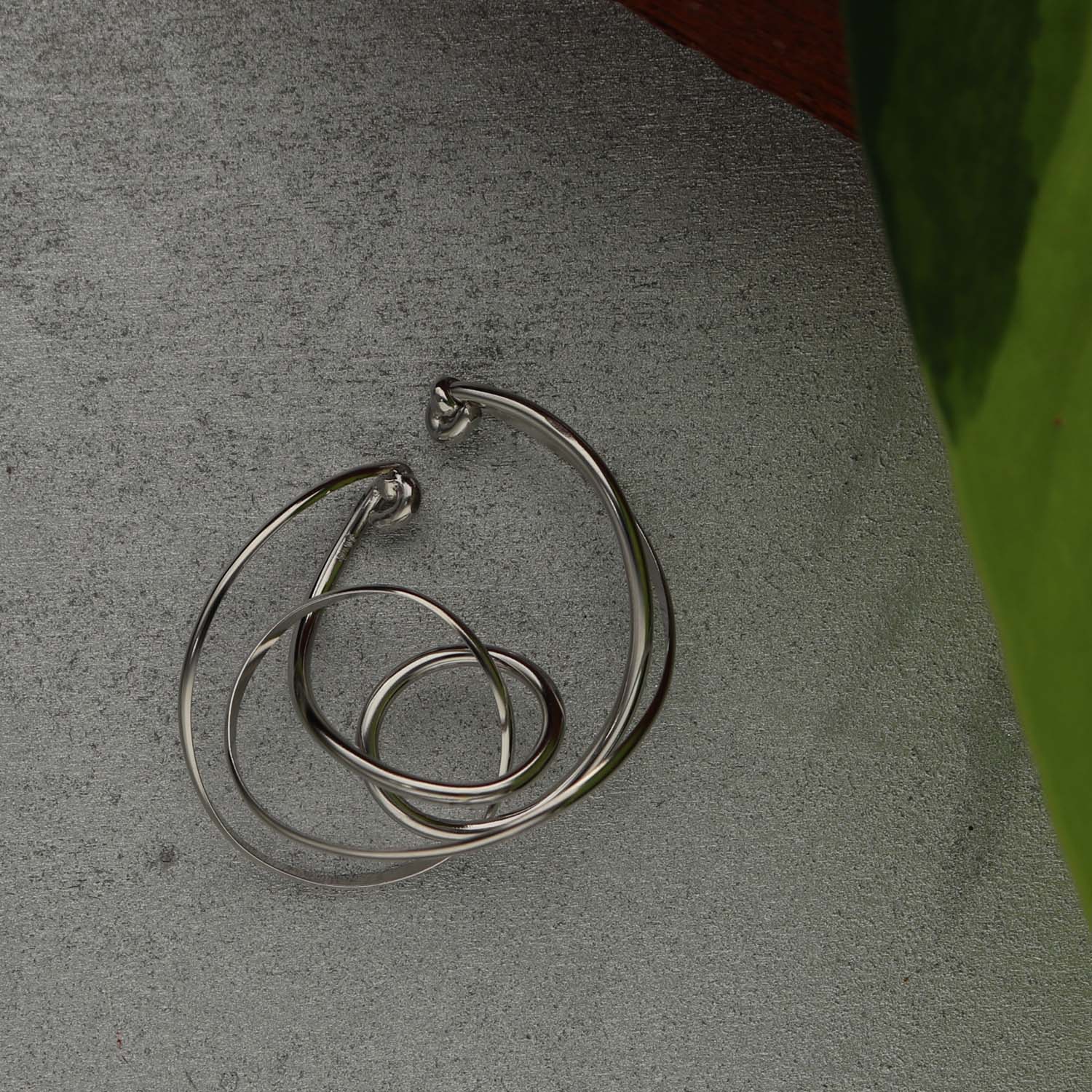 K14GF  芽吹きのそよぎ  イヤーカフ｜GFC5014WH