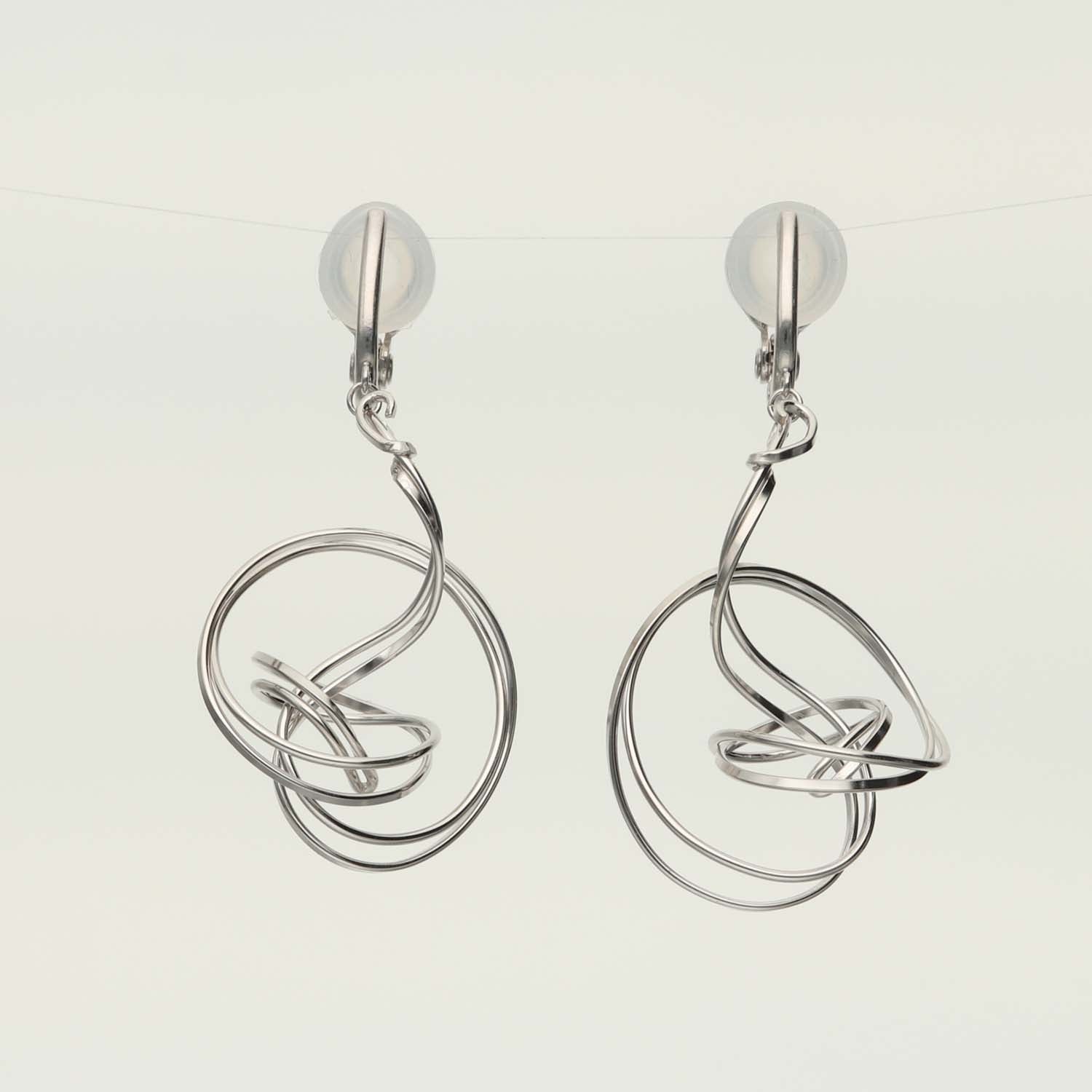 K14GF/SV  輪のゆらぎ イヤリング｜GFE4172WH