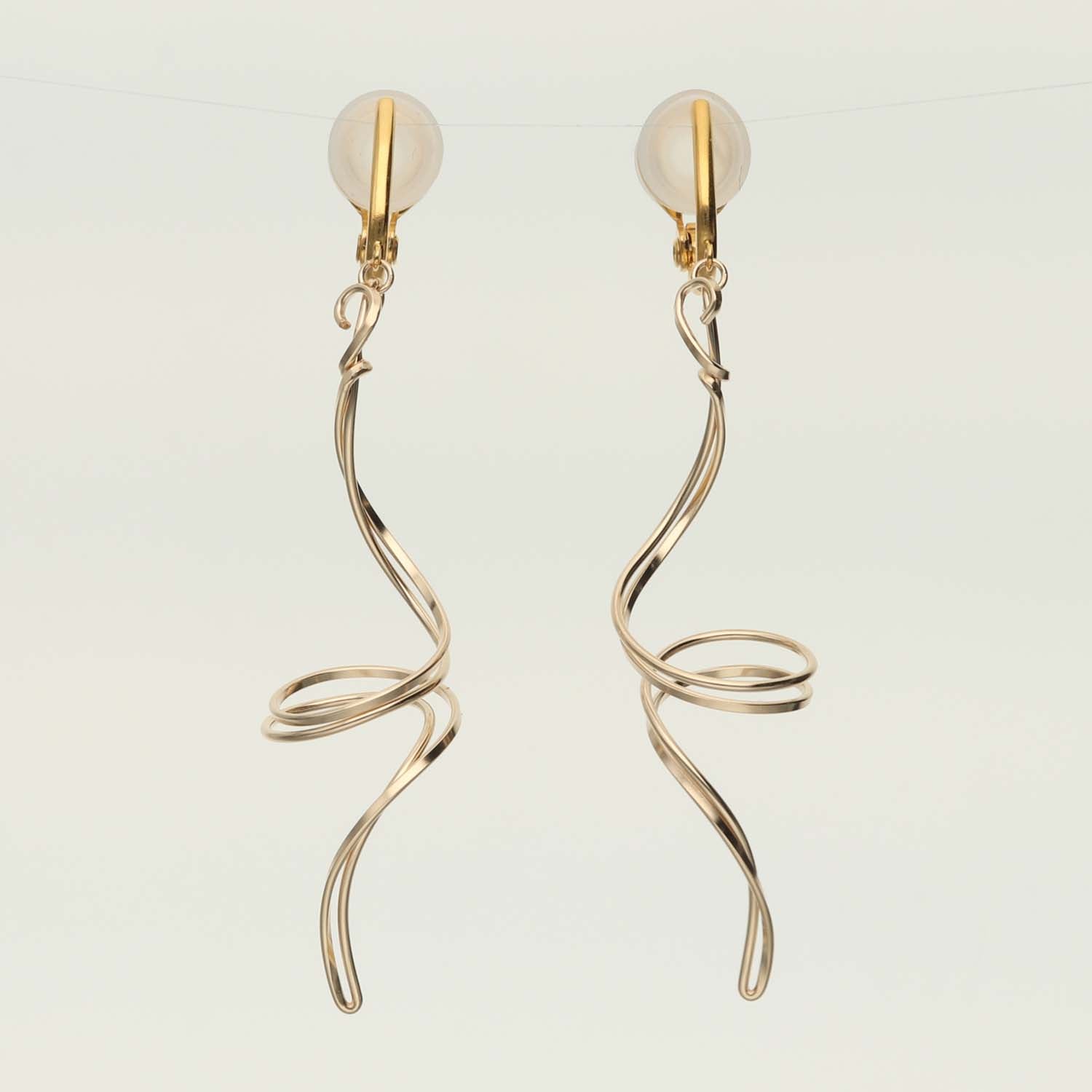 K14GF/SV  巡りのかたち イヤリング｜GFE4173GD