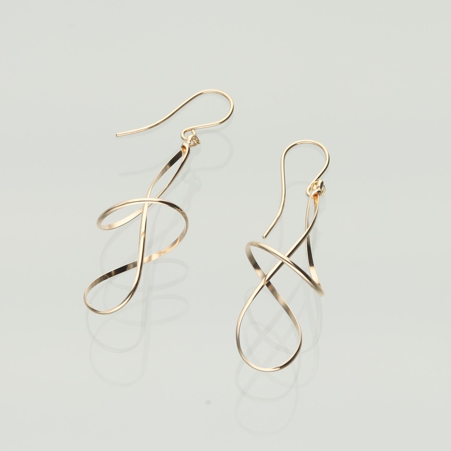 K14GF  葉音のひと息  ピアス｜GFP1358GD