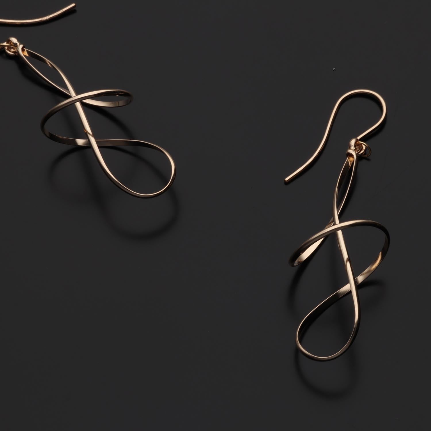 K14GF  葉音のひと息  ピアス｜GFP1358GD