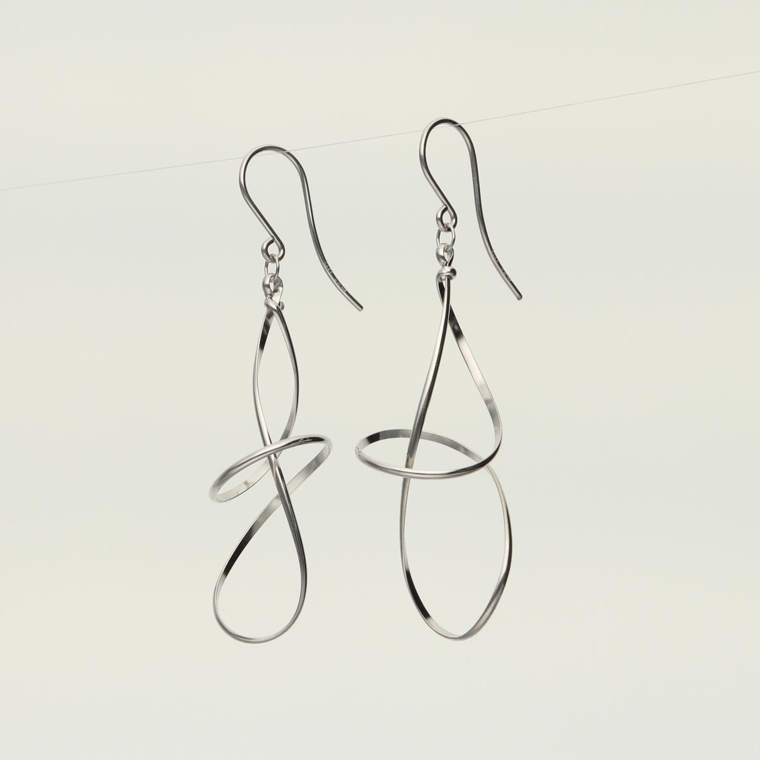 K14GF  葉音のひと息  ピアス｜GFP1358WH