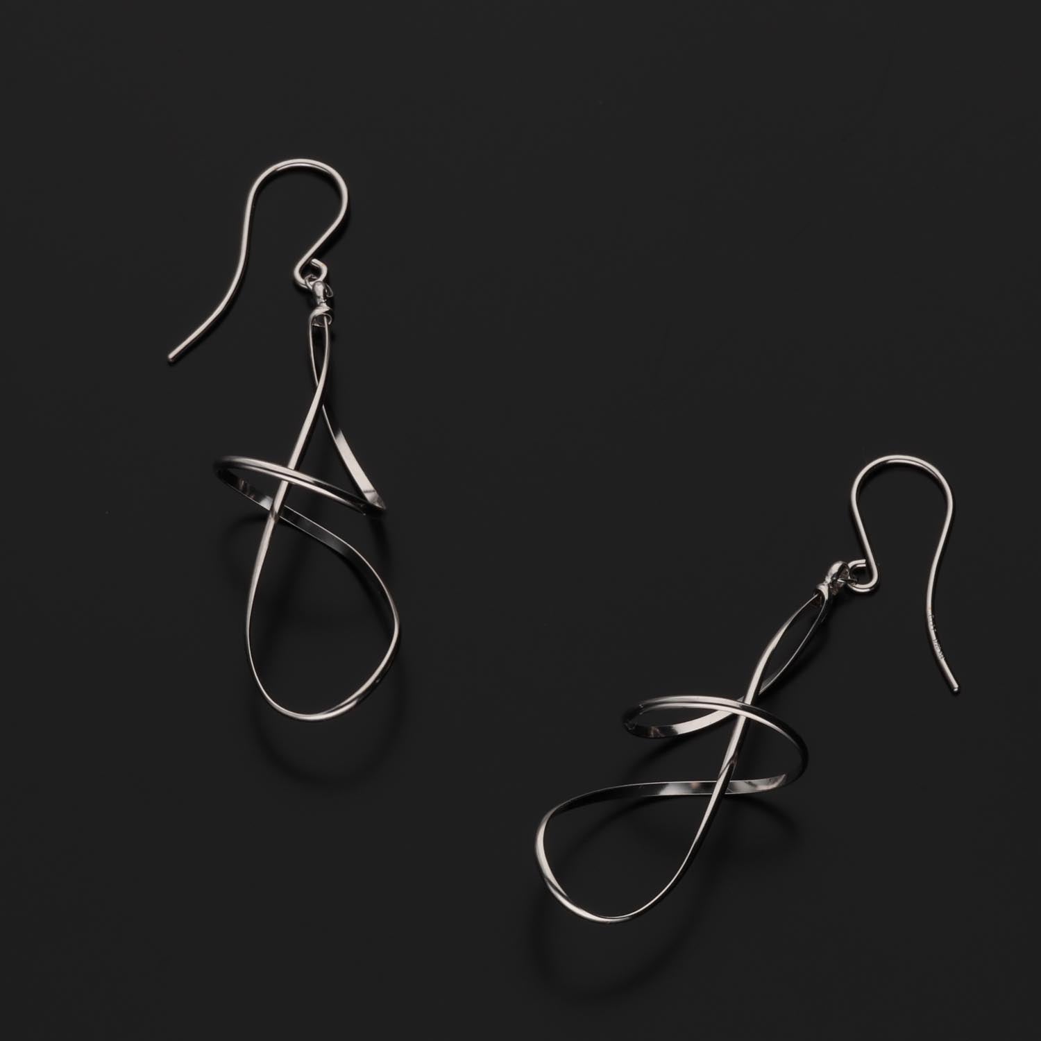 K14GF  葉音のひと息  ピアス｜GFP1358WH