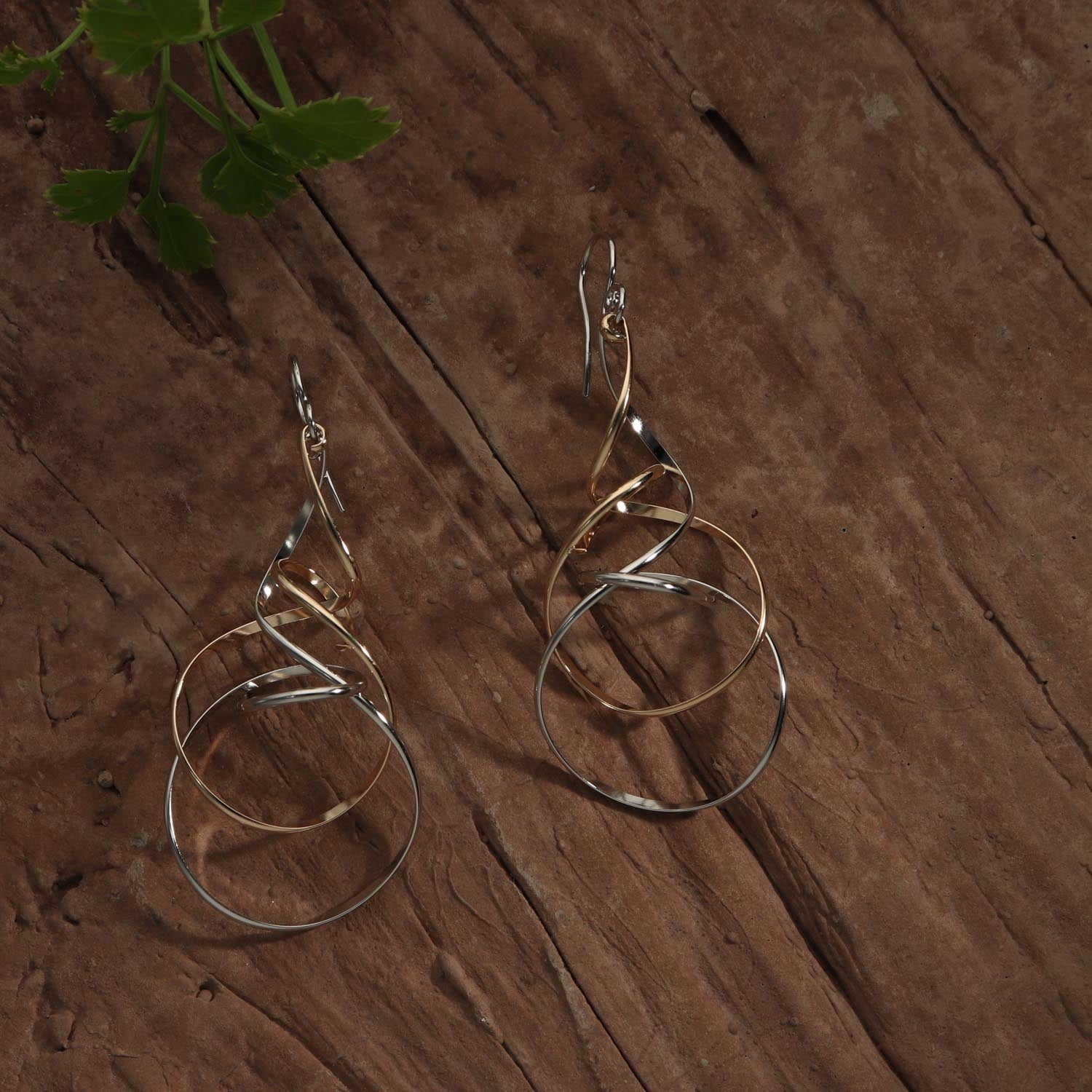 K14GF  やわらかな透明感  ピアス｜GFP1360WY