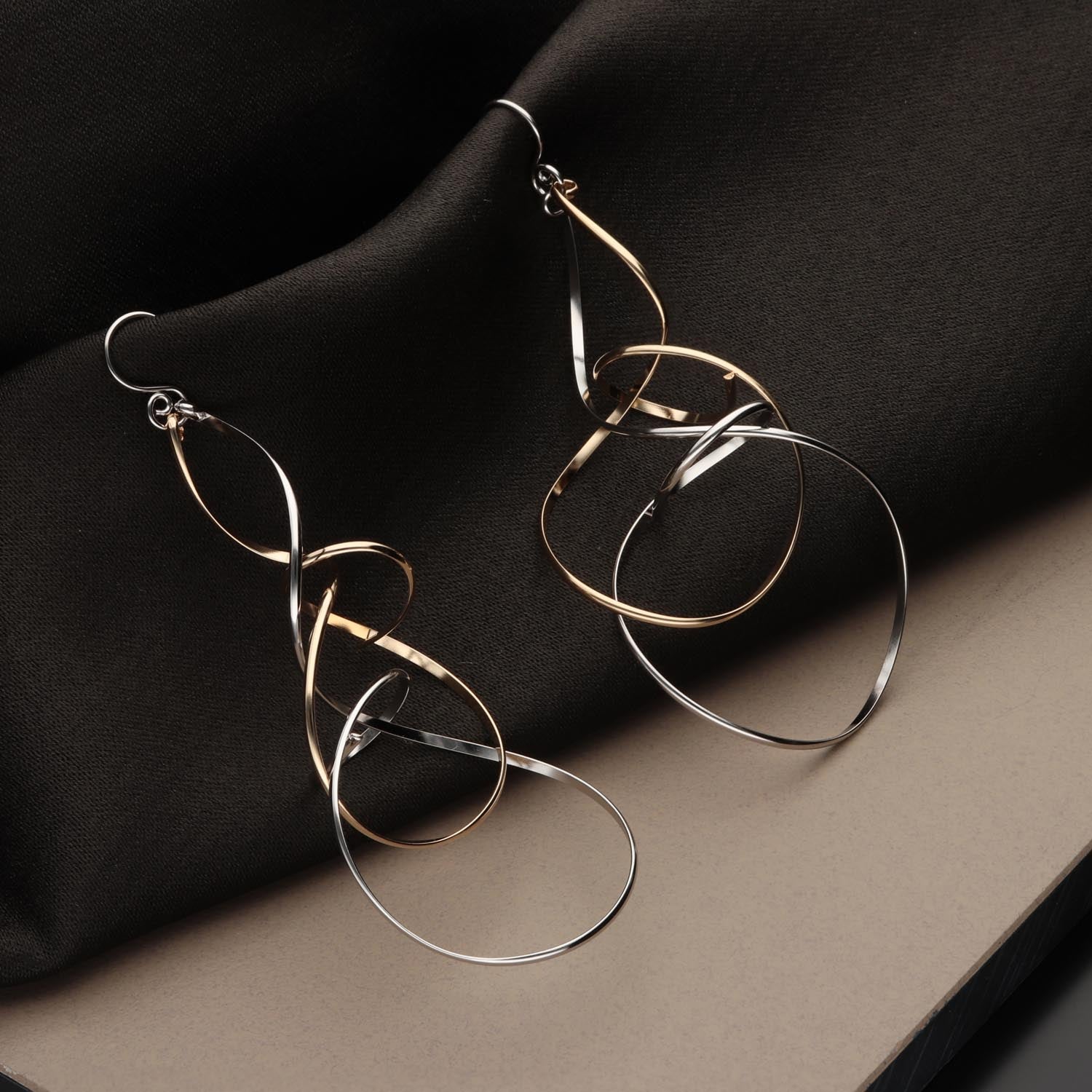 K14GF  やわらかな透明感  ピアス｜GFP1361WY