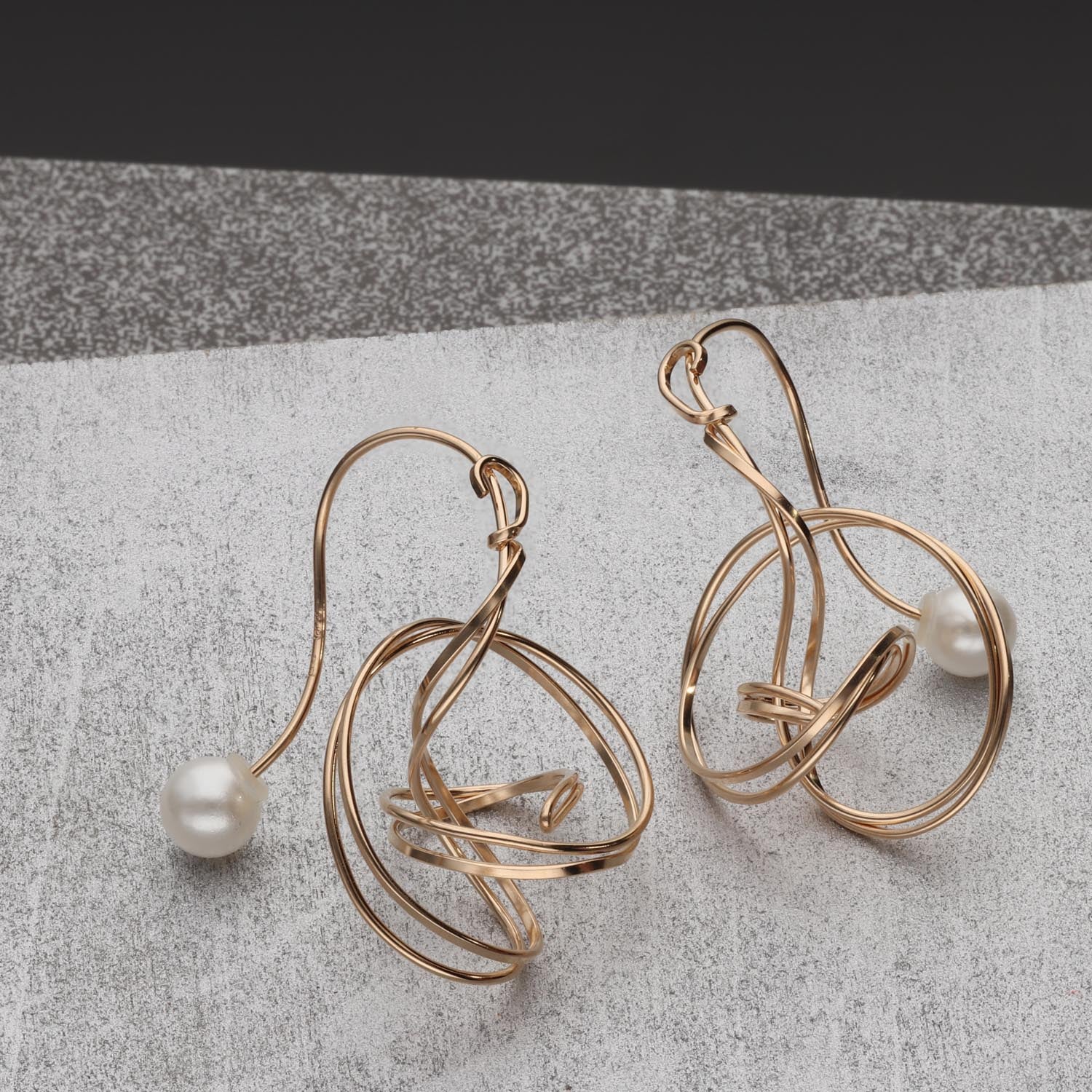 K14GF  輪のゆらぎ  ピアス｜GFP1362GD