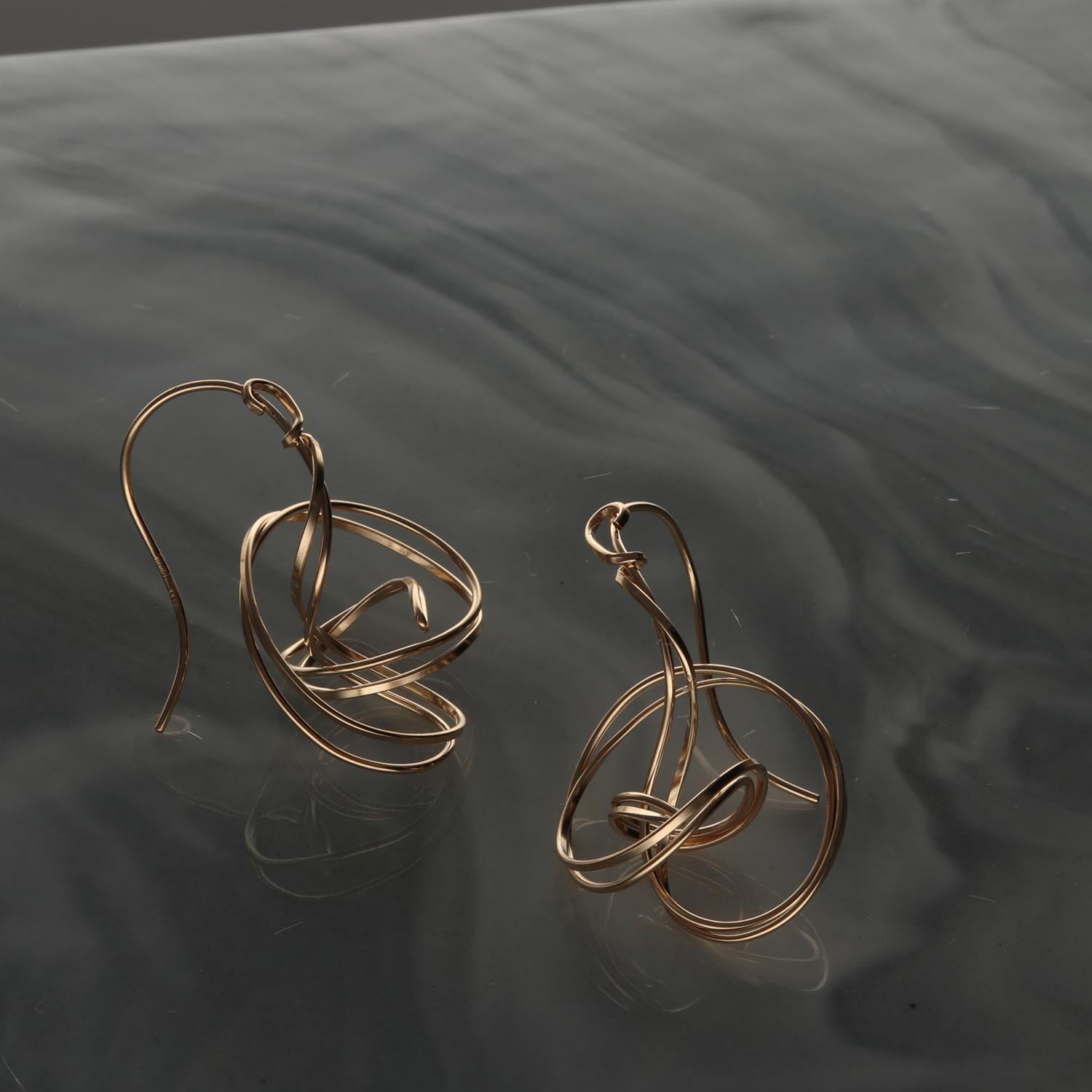 K14GF  輪のゆらぎ  ピアス｜GFP1362GD