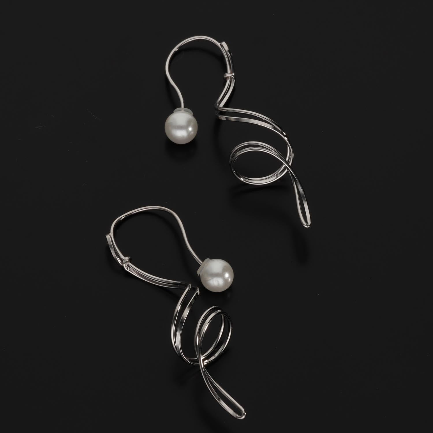 K14GF  巡りのかたち  ピアス｜GFP1363WH