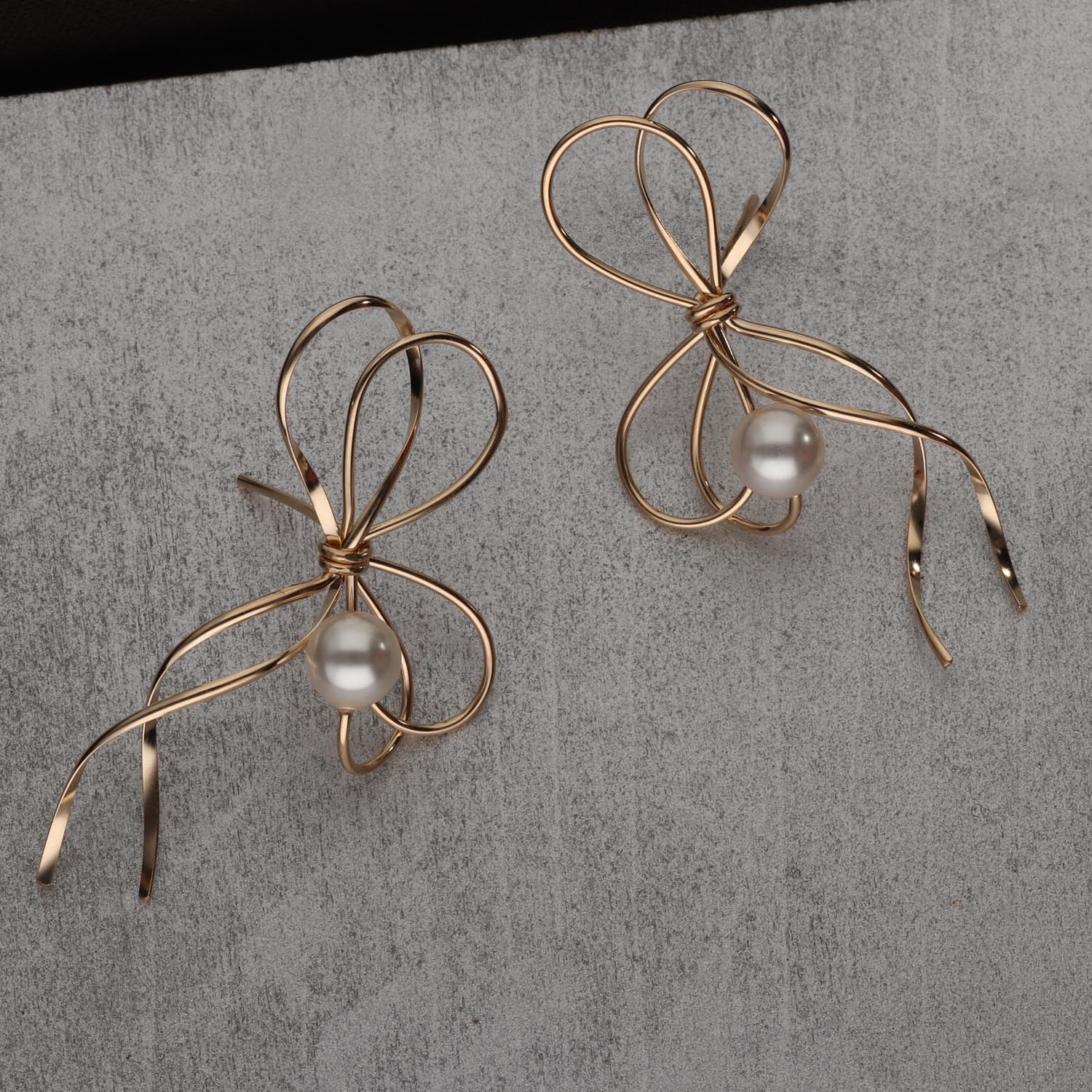 K14GF  結びのかたち  ピアス｜GFP1364GD