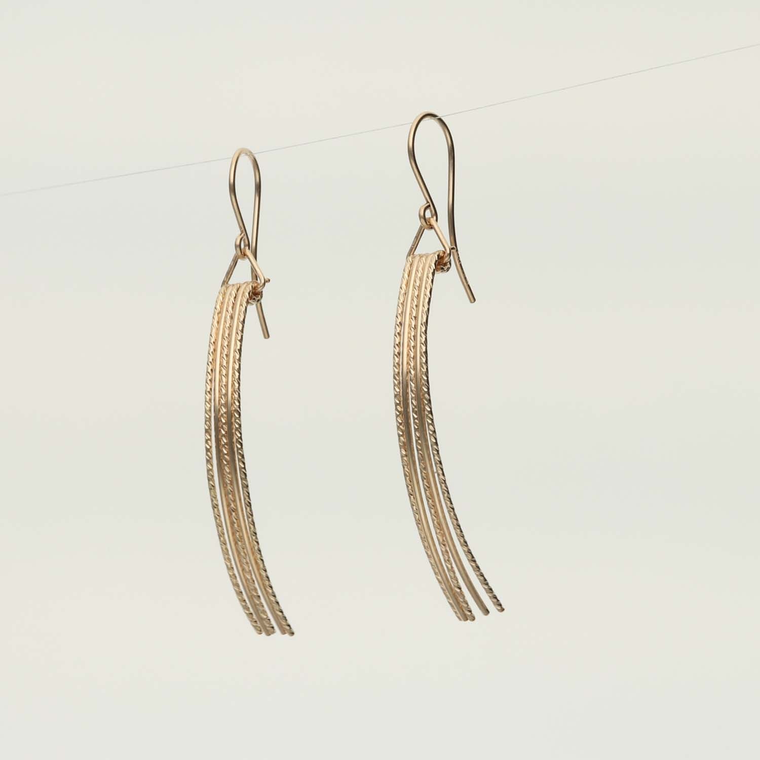 K14GF  微光華のしらべ  ピアス｜GFP1367GD